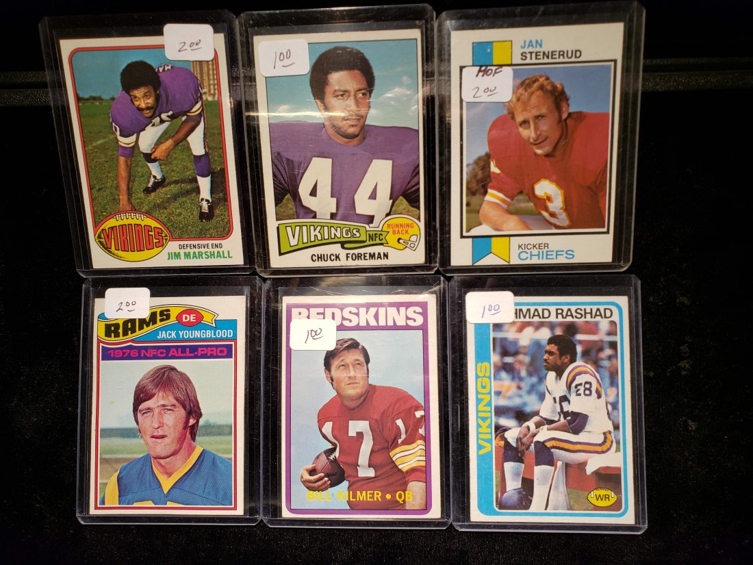 LOT OF 6 VINTAGE NFL FOOTBALL CARDS STARS AND HOF: MINNESOTA VIKINGS JIM MARSHALL, CHUCK FOREMAN ALSO, HOF KICKER JAN STENERUD, JACCK YOUNGBLOOD
