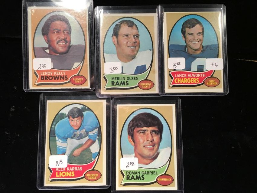 VINTAGE 1970 TOPPS FOOTBALLL CARD LOT (1 of 1)