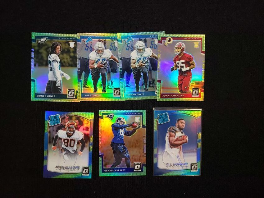 PANINI PRIZM/OPTIC FOOTBALL GREEN PRIZM PARALLEL LOT (1 of 1)