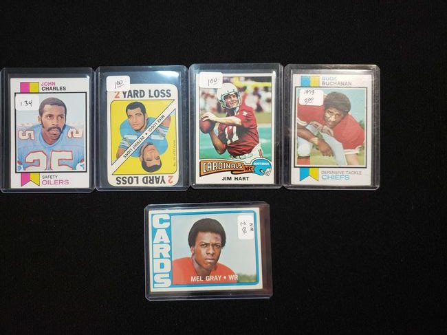 VINTAGE NFL FOOTBALL CARD COLLECTION: JIM HART, MEL GRAY, BUCK BUCHANAN KC CHIEFS