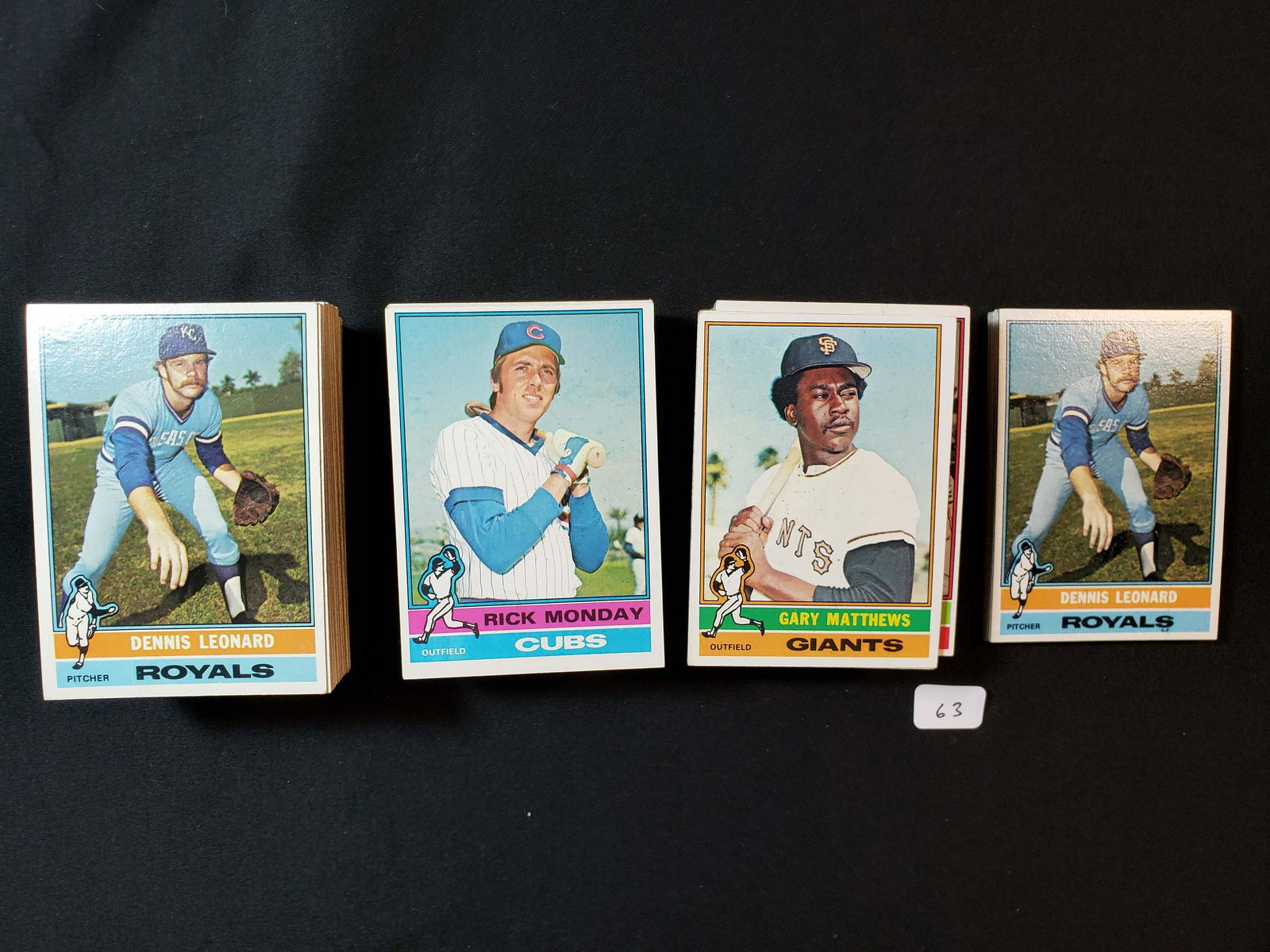 VINTAGE 1976 TOPPS BASEBALL CARDS HIGH GRADE LOT (1 of 2)
