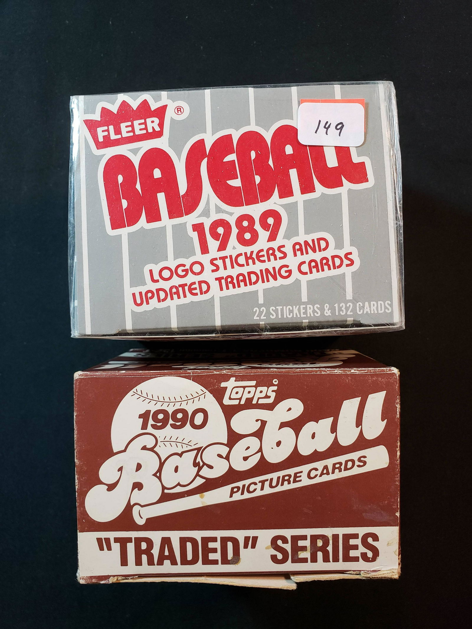 1990 TOPPS TRADED AND 1989 FLEER TADED SETS: MINT IN BOX 1990 TOPPS TRADED AND 1989 FLEER UPDATE
