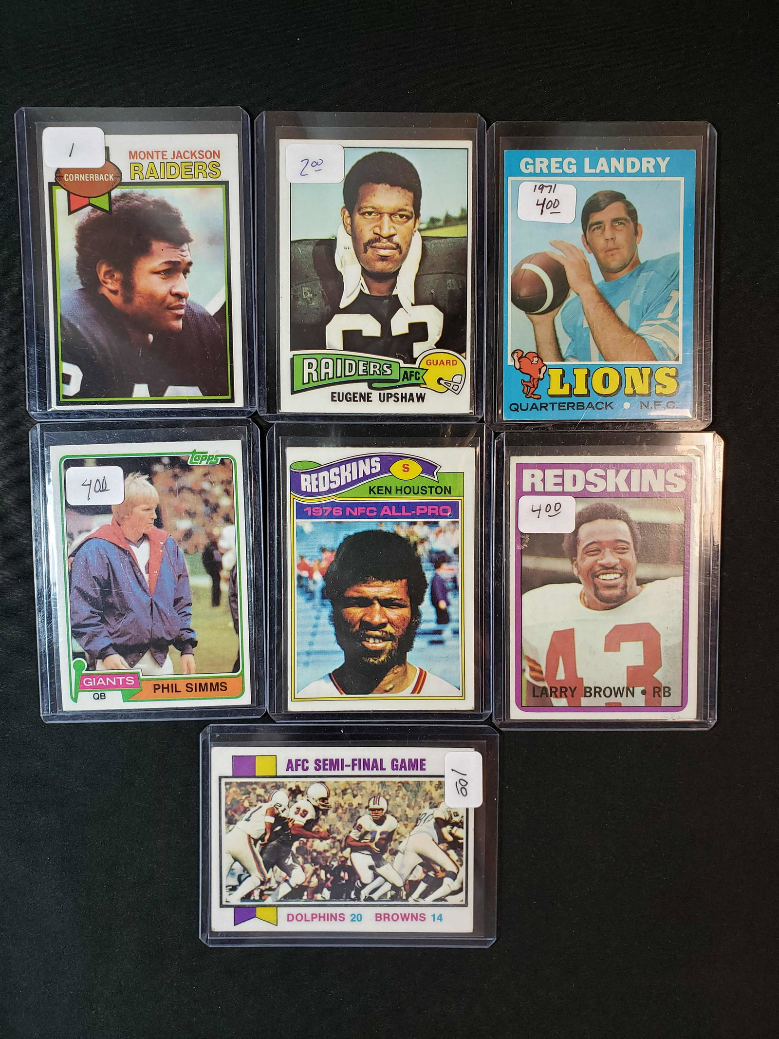 VINTAGE NFL FOOTBALL CARD COLLECTION: 1970'S NFL FOOTBALL CARD LOT RAIDERS GENE UPSHAW, GREG LANDRY, LARRY BROWN REDSKINS, PHIL SIMMS
