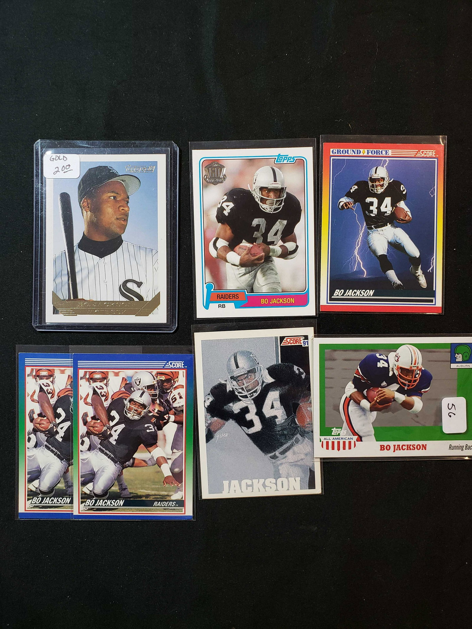 bo jackson sports card collection: nice assortment of bojackson baseball and football cards and inserts