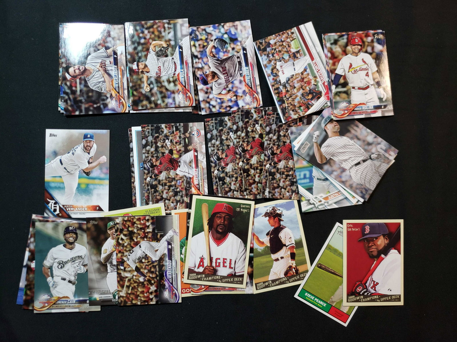 LOT OF 50 BASEBALL CARDS STARS AND INSERTS (1 of 1)