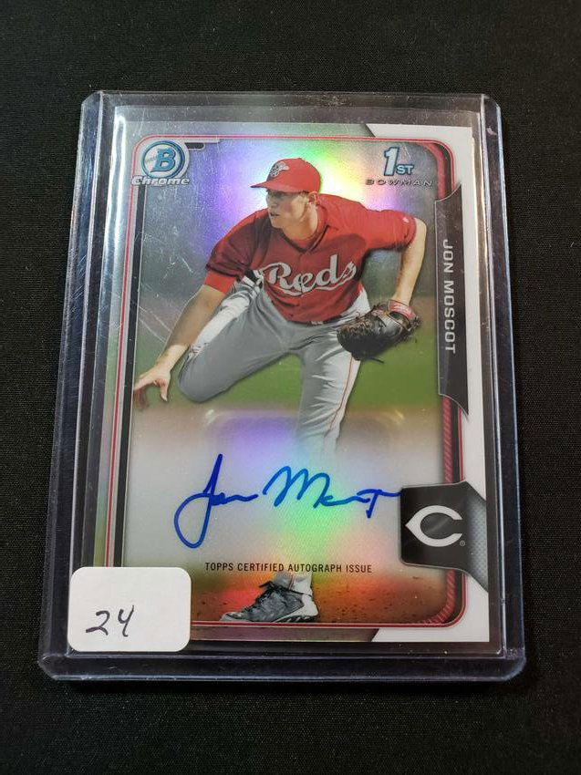 BOWMAN CHROME AUTOGRAPHED PROSPECT CARD (1 of 1)