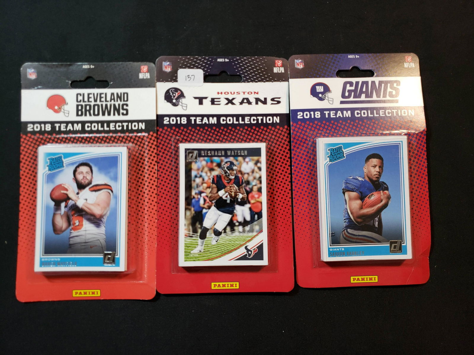 LOT OF 3 2018 FOOTBALL TEAM COLLECTIONS (1 of 1)