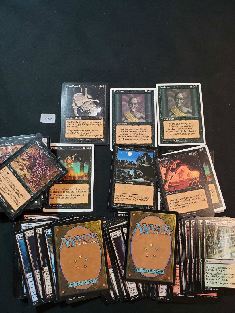 MAGIC THE GATHERING GAME CARDS COLLECTION (1 of 1)