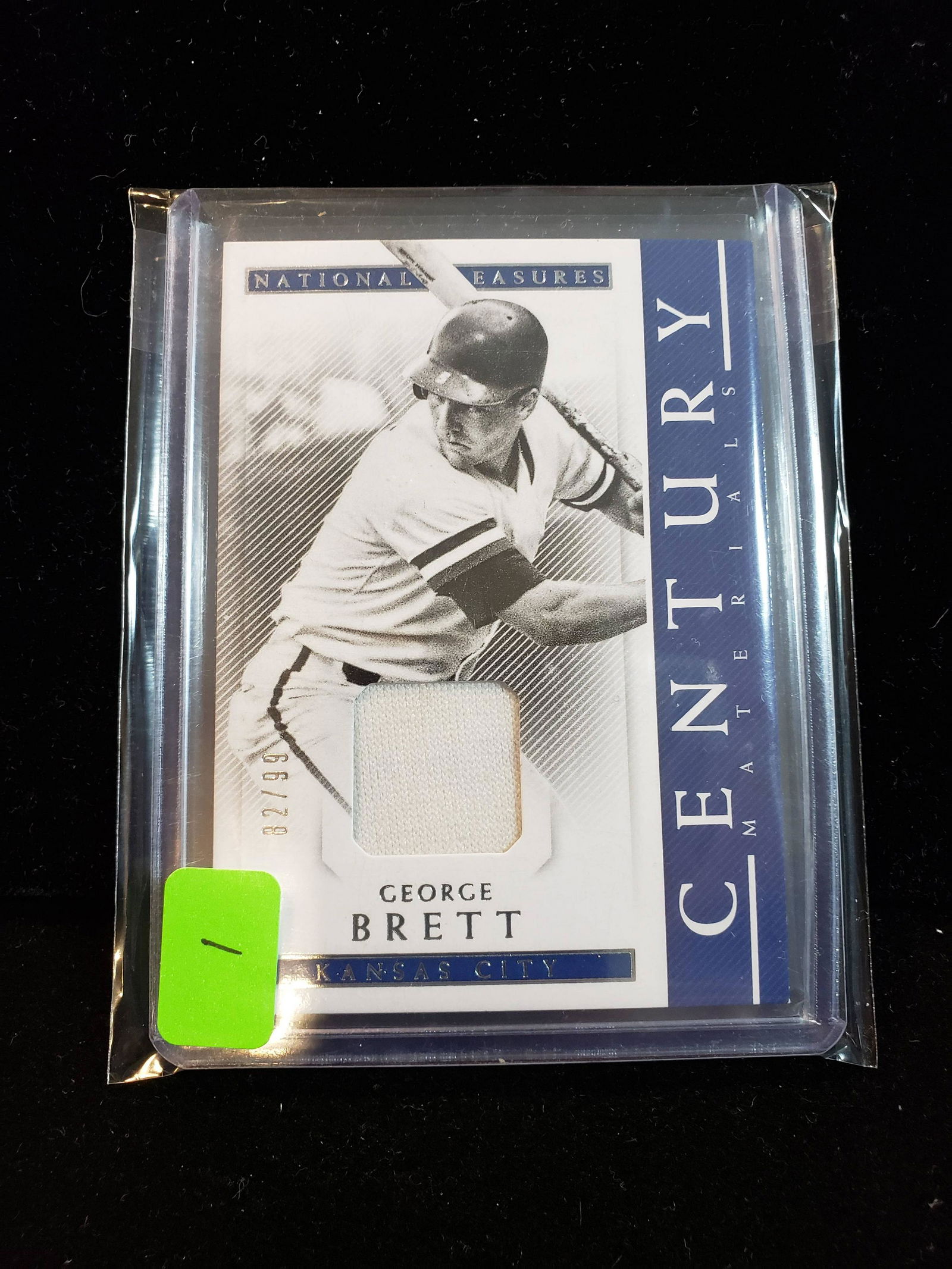 GEORGE BRETT SERIAL NUMBERD GAME USED JERSEY CARD (1 of 1)