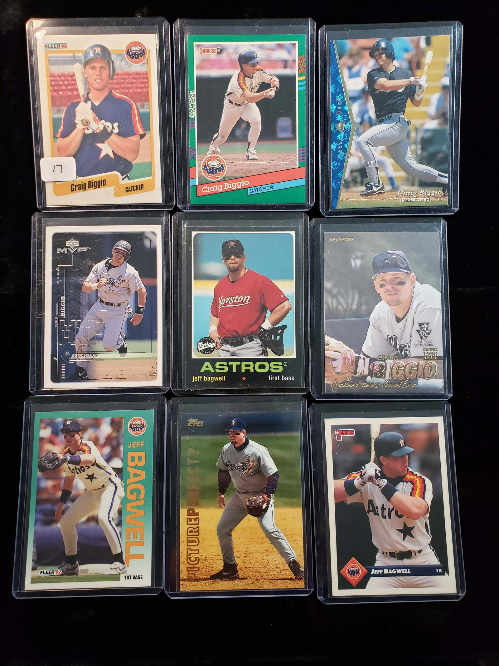 HOUSTON ASTROS HALL OF FAMERS CARDS: THE KILLER B'S JEFF BAGWELL AND CRAIG BIGGIO BASEBALL CARDS