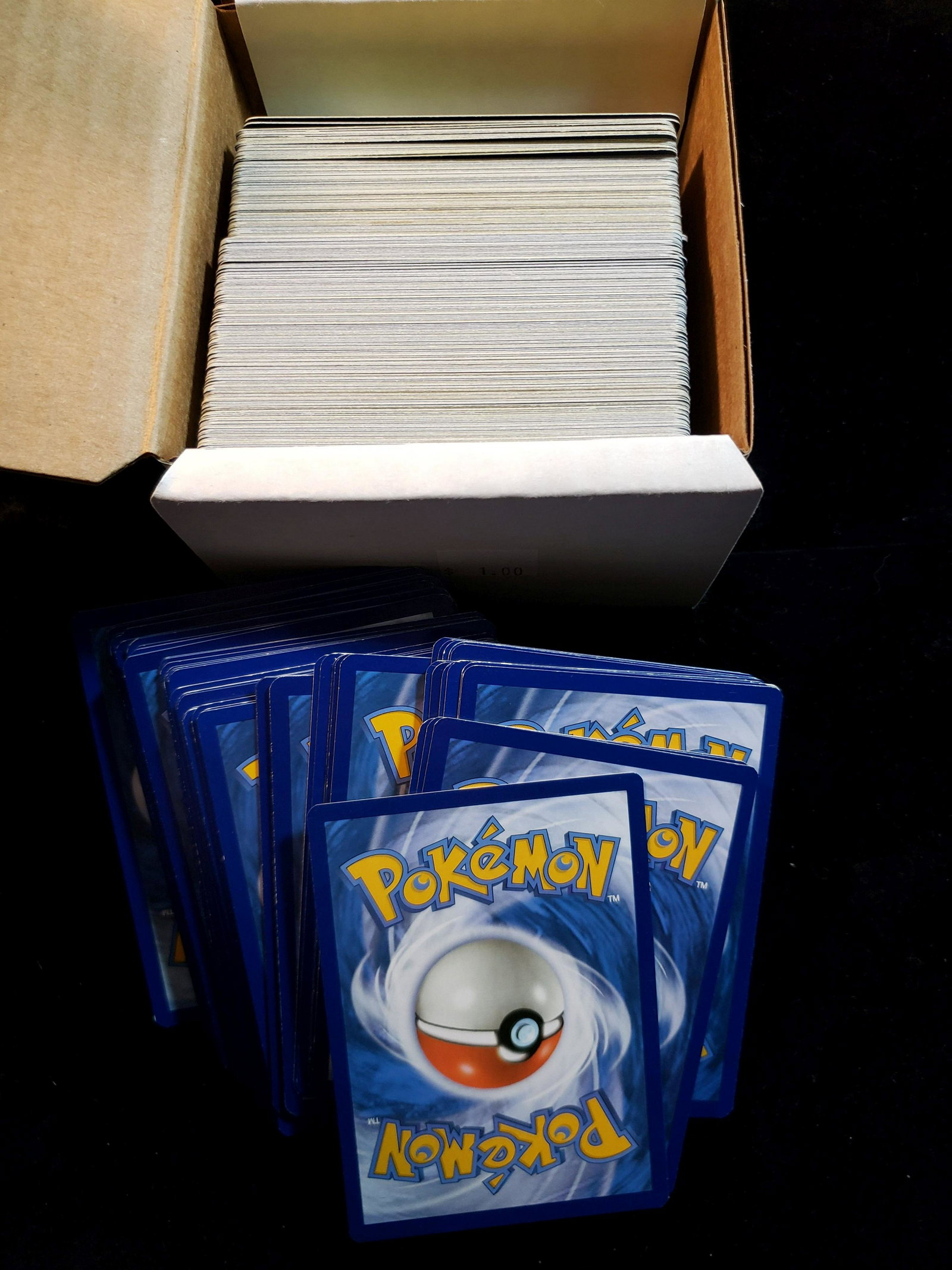 POKEMON GAME CARDS LOT OF 200 UNSEARCHED (1 of 1)