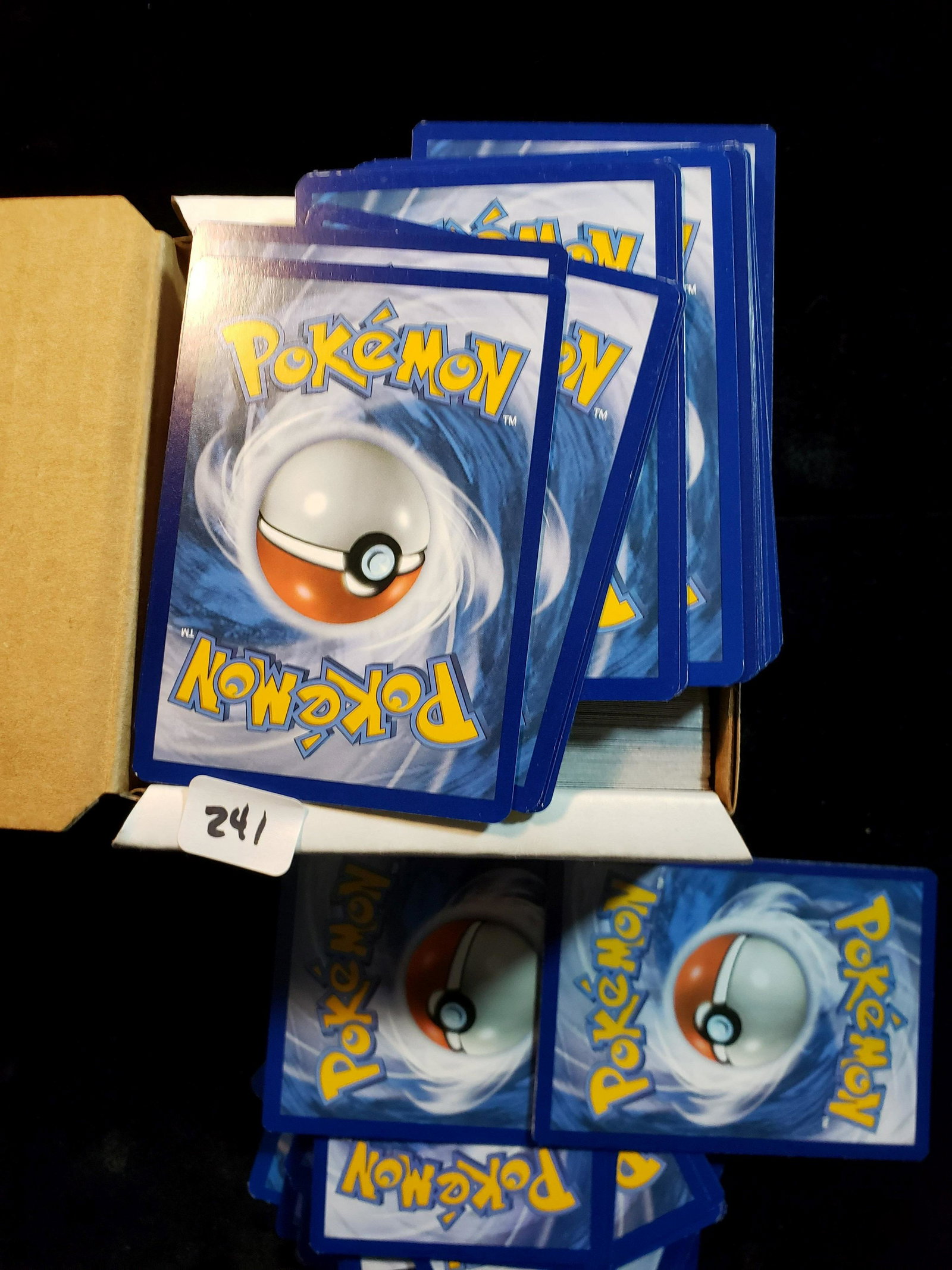 POKEMON GAME CARDS LOT OF 200 UNSEARCHED (1 of 1)