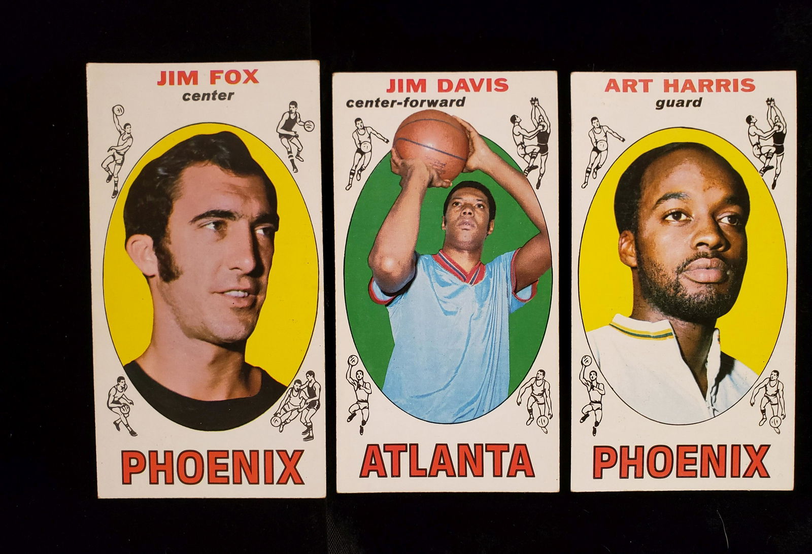 *TALL BOYS* VINTAGE NBA BASKETBALL CARDS: 1969-70 VINTAGE TOPPS BASKETBALL CARDS WITH JIM DAVIS, JIM FOX AND ART HARRIS