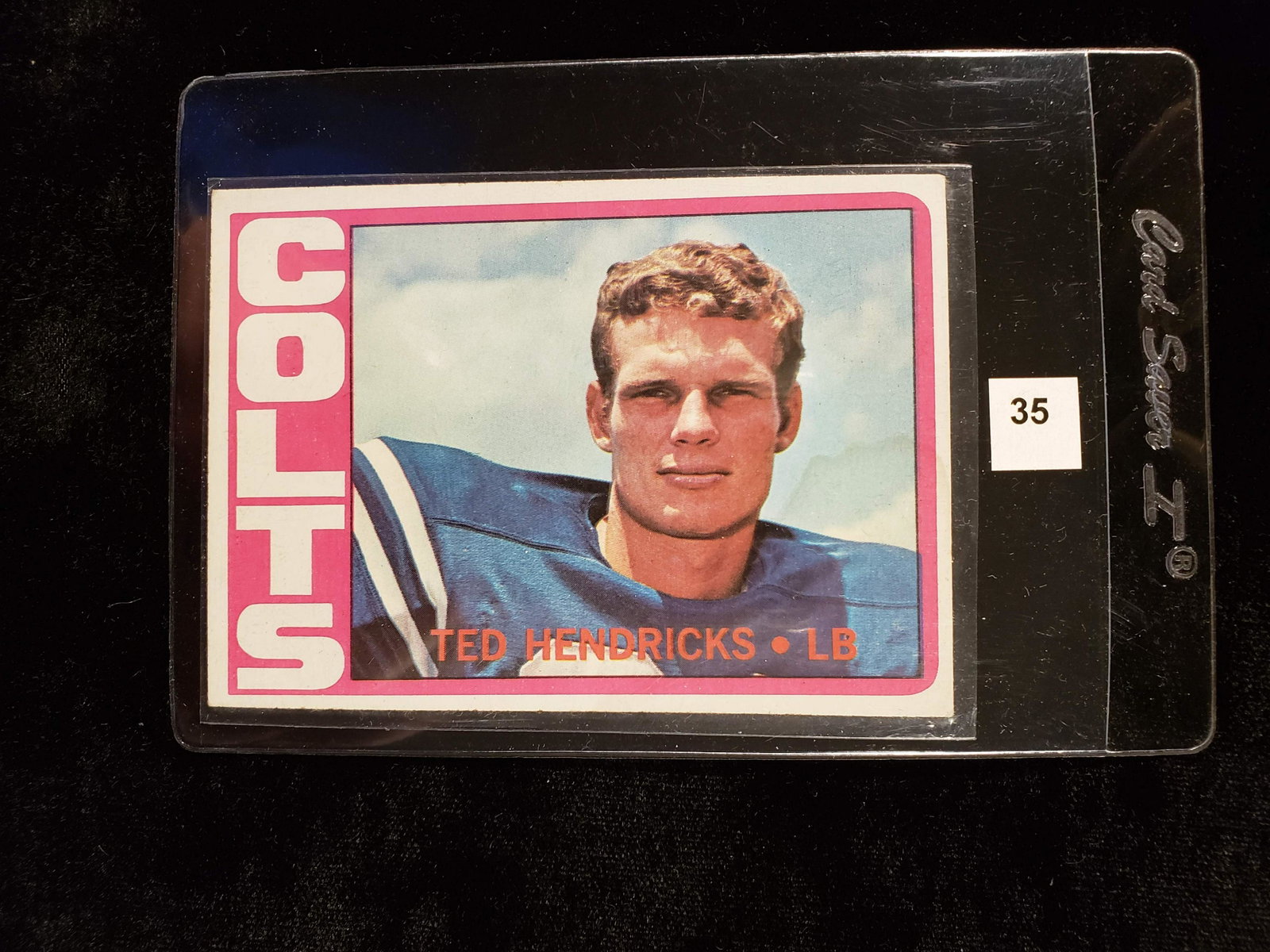 VINTAGE 1972 TOPPS FOOTBALL CARD MINT: TED HENDRICKS BALTIMORE COLTS CARD #93