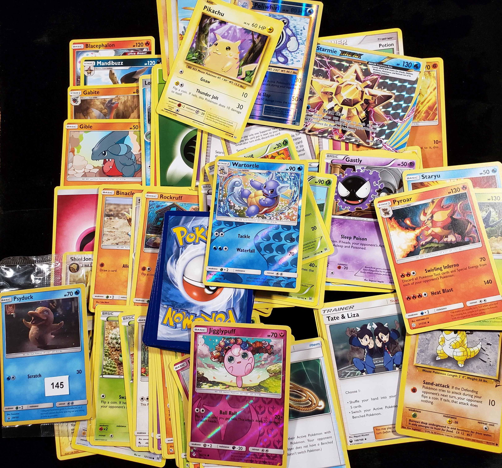 LOT OF 100 POKEMON TCG GAME CARDS: MIXED LOT OF POKEMON GAME CARDS WITH FOILS HOLOS