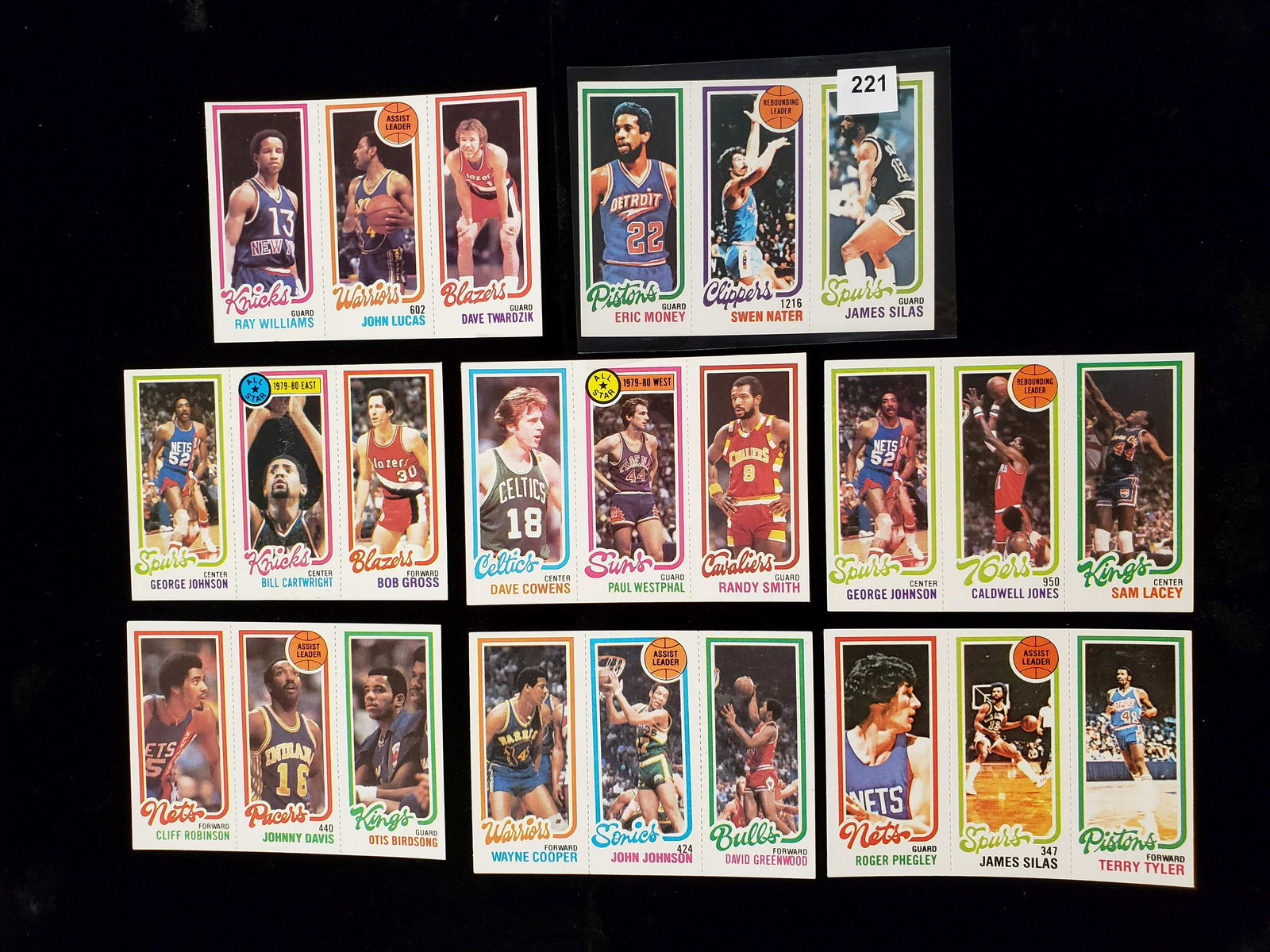 1980-'81 TOPPS BASKETBALL HIGH GRADE LOT: 10 PACK FRESH MINT CRISP AND CLEAN FULL OF STARS, HALL OF FAMERS AND FAN FAVES OTIS BIRDSONG, CLIFF ROBINSON, BILL CARTWRIGHT, DAVE COWENS, PAUL WESTPHAL, JAMES AND JACK SILAS, JOHN LUCAS