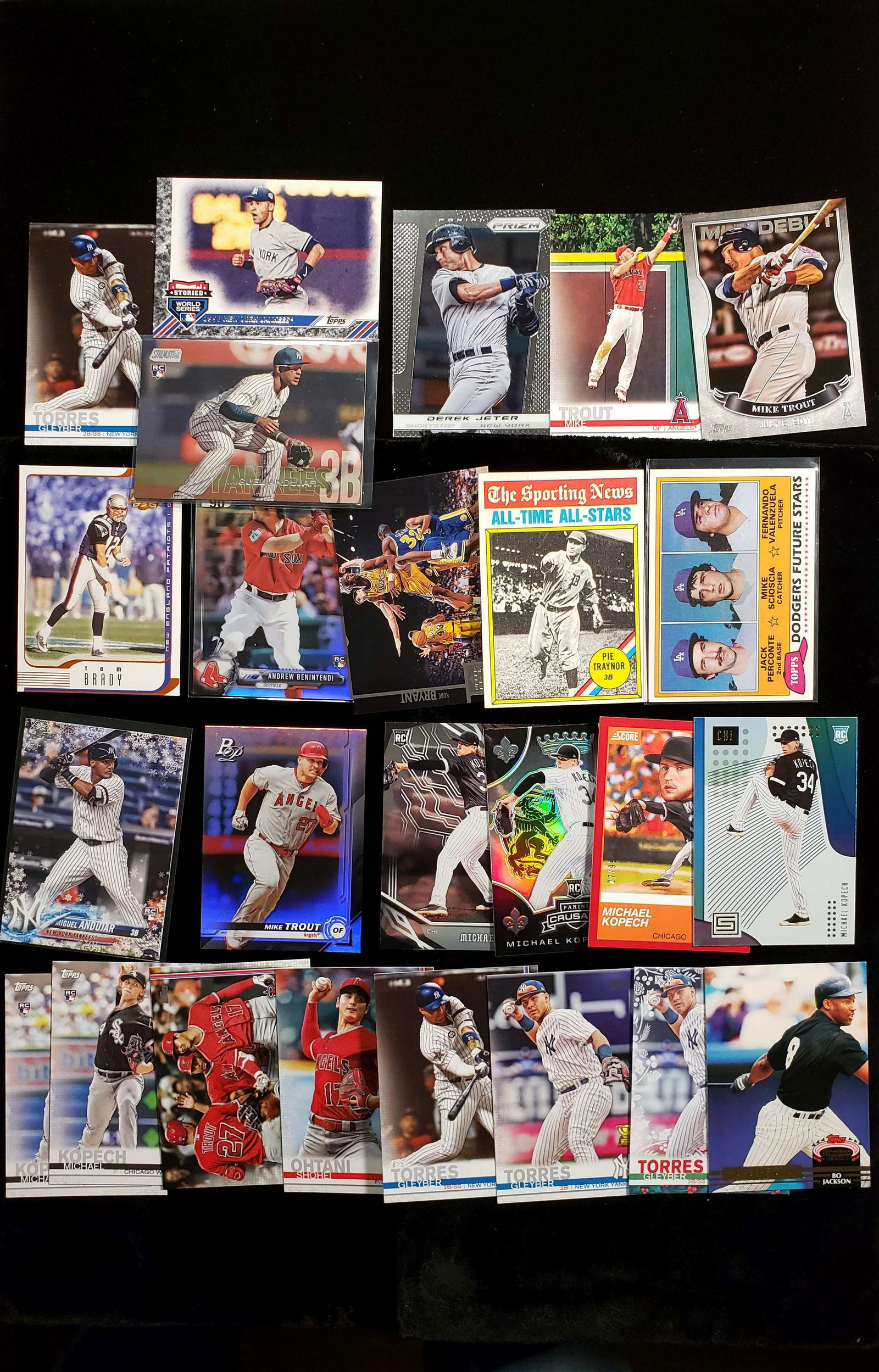 LOT OF 25 STARS AND ROOKIE BASEBALL CARDS (1 of 1)