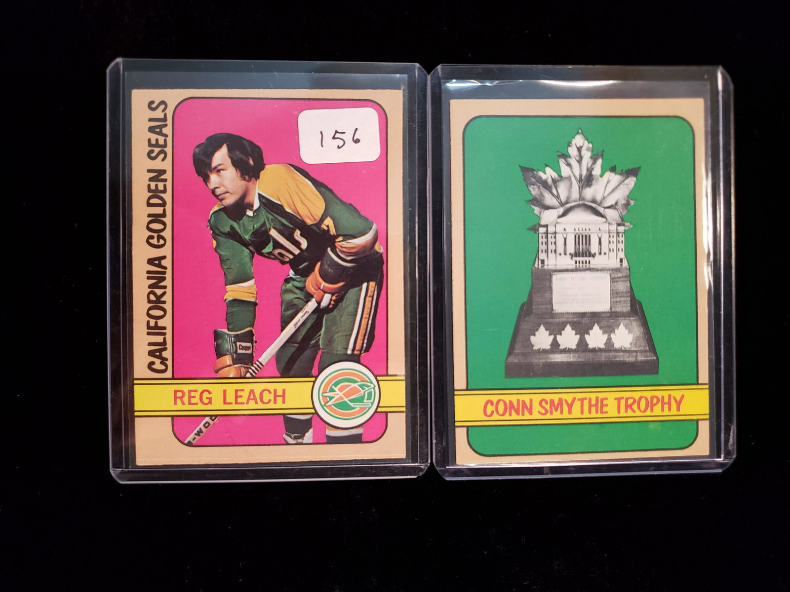 1972-'72 TOPPS HOCKEY CARDS MINT +: CALIFORNIA GOLDEN SEALS REG LEACH CARD #17 MINT AND CONNSMYTHE TROPHY CARD MINT