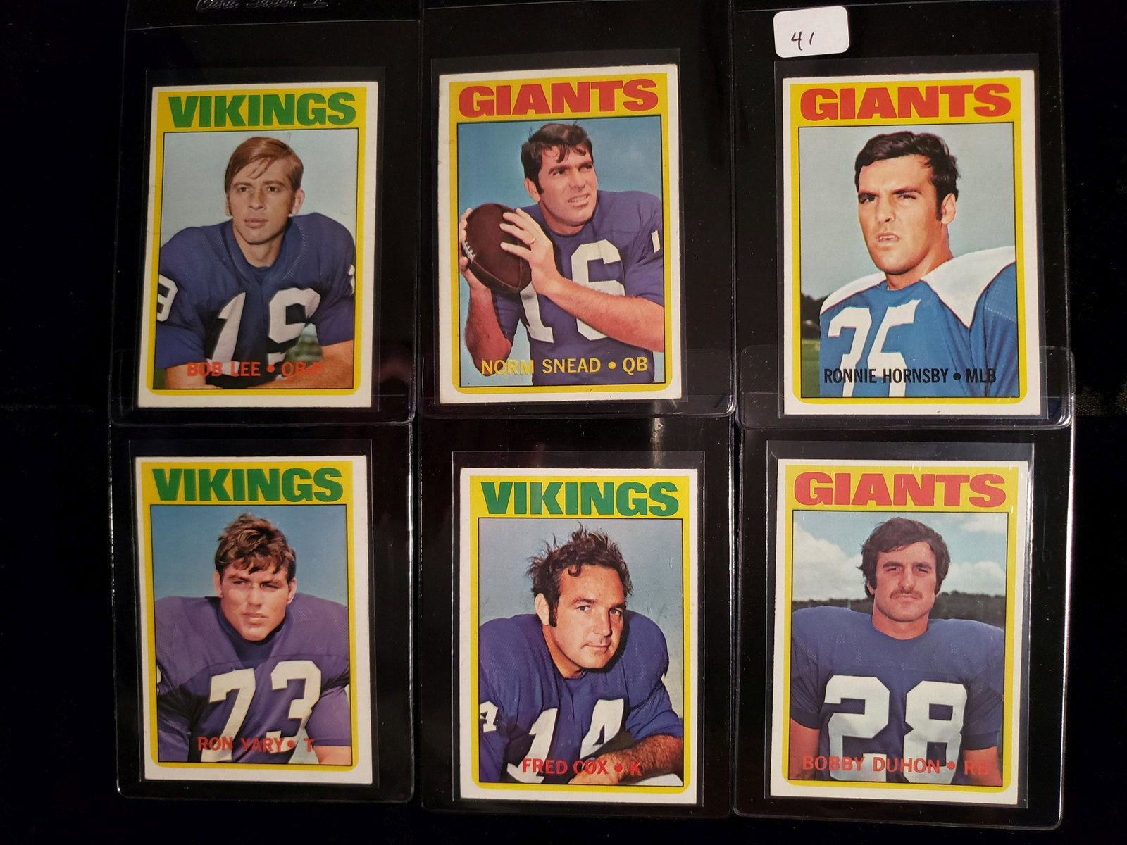 VINTAGE NFL FOOTBALL CARDS: 1972 TOPPS FOOTBALL CARDS NEW YORK GIANTS RONNIE HORNSBY AND NORM SNEAD MINNESOTA VIKINGS FRED COX, RON YARY & BOB LEE