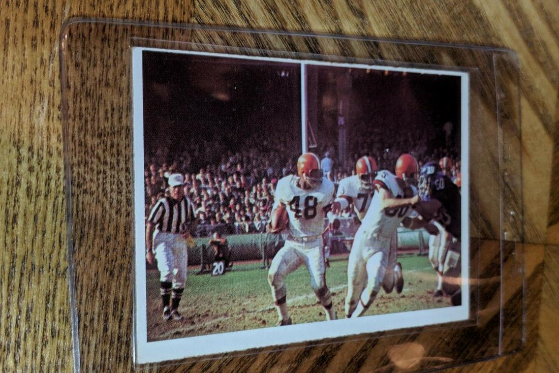 1966 Philadelphia Set Break #52 Browns Play NR-MINT: 1966 Philadelphia Set Break #52 Browns Play NR-MINT