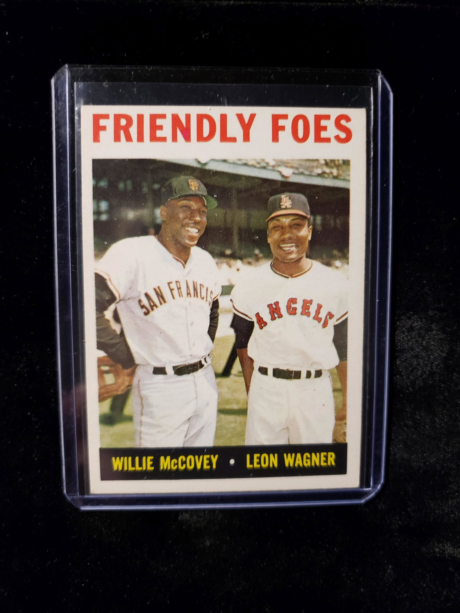 1964 TOPPS BASEBALL FRIENDLY FOES CARD #41: MINT CONDITION 1964 WILLIE MCCOVEY AND LEON WAGNER INSERT CARD