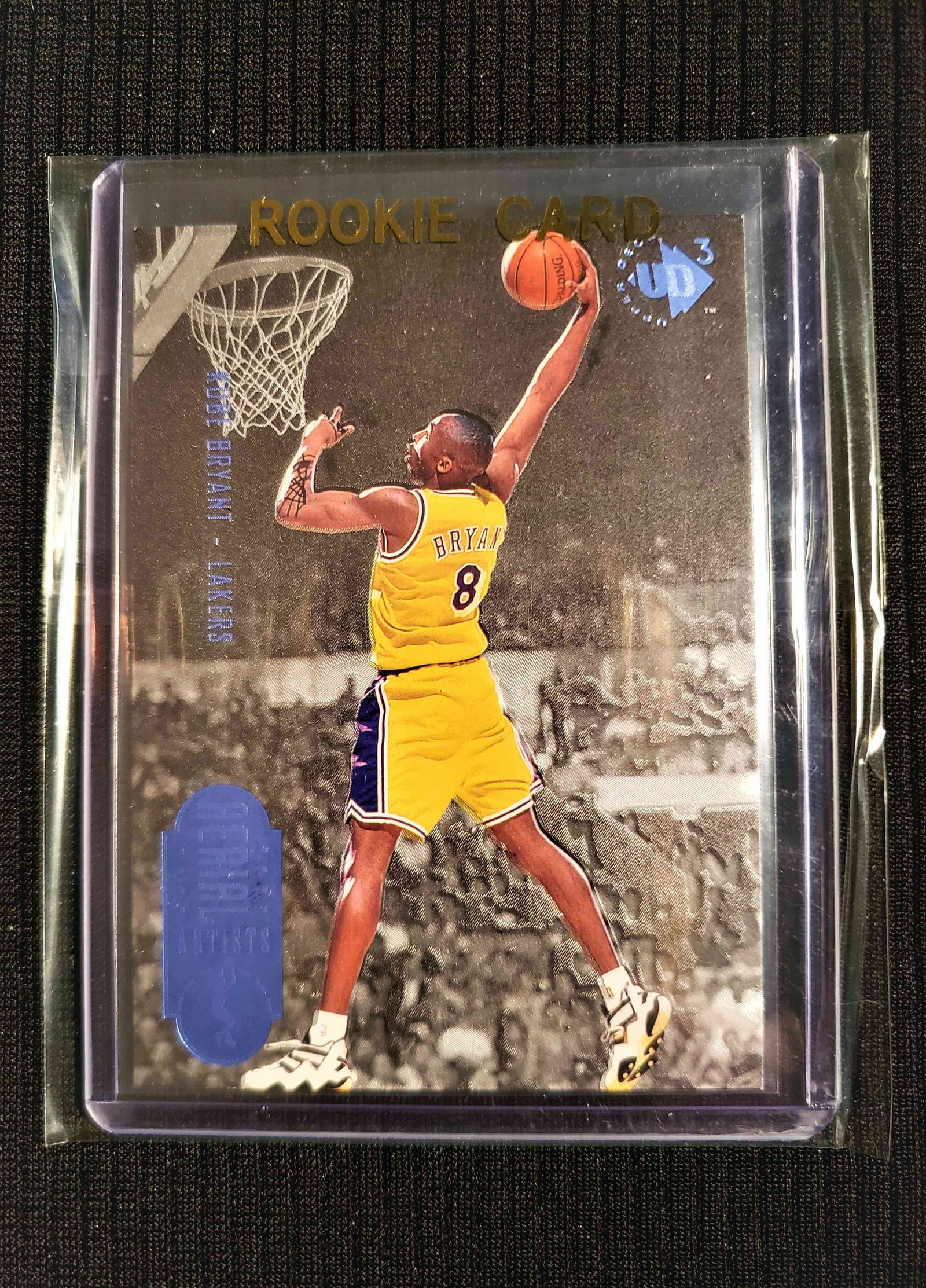 KOBE BRYANT LOS ANGELES LAKERS ROOKIE CARD (1 of 2)