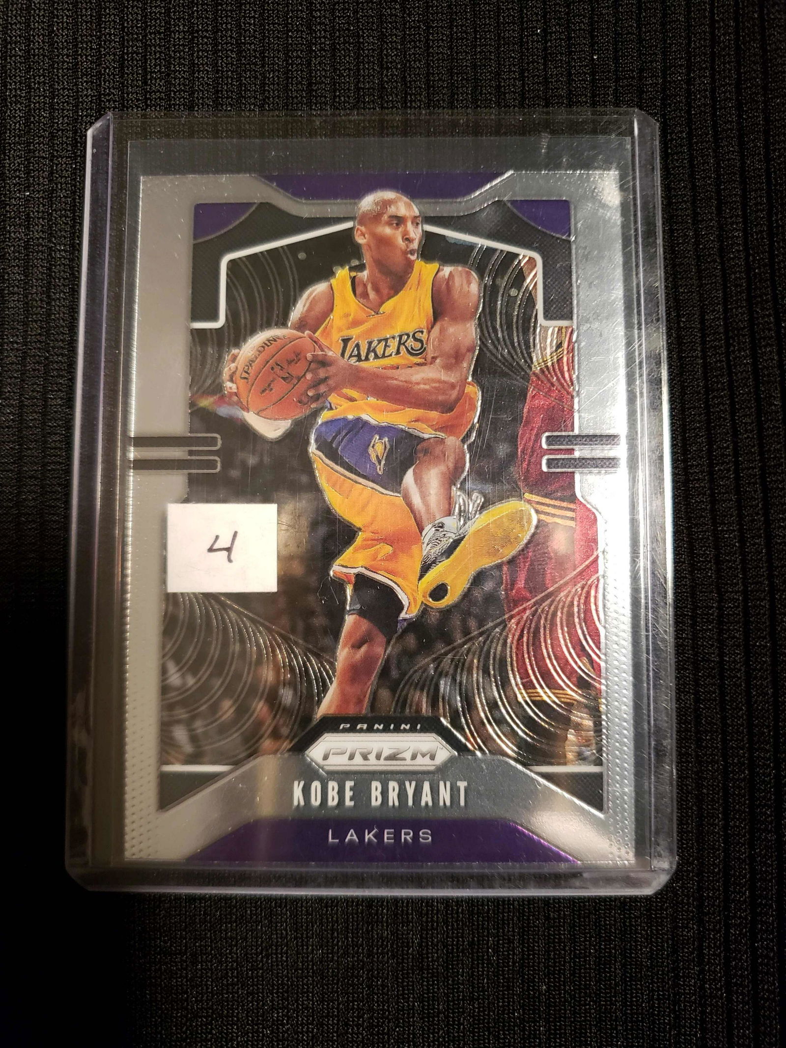2019 PANINI-PRIZM BASKETBALL #8 KOBE BRYANT (1 of 1)