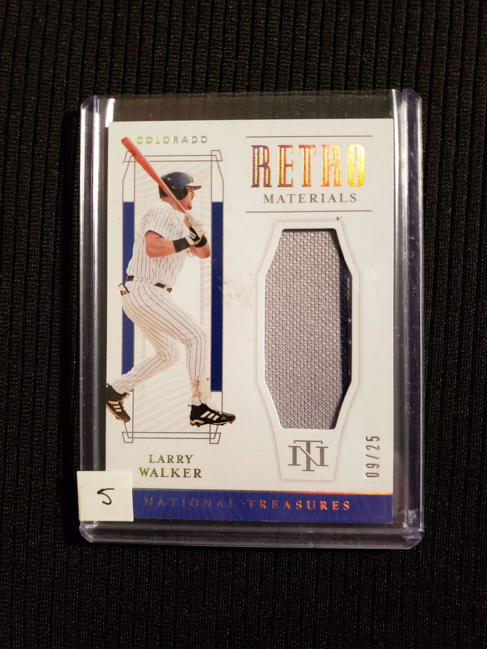 LARRY WALKER COLORADO ROCKIES HALL OF FAMER PATCH CARD (1 of 1)