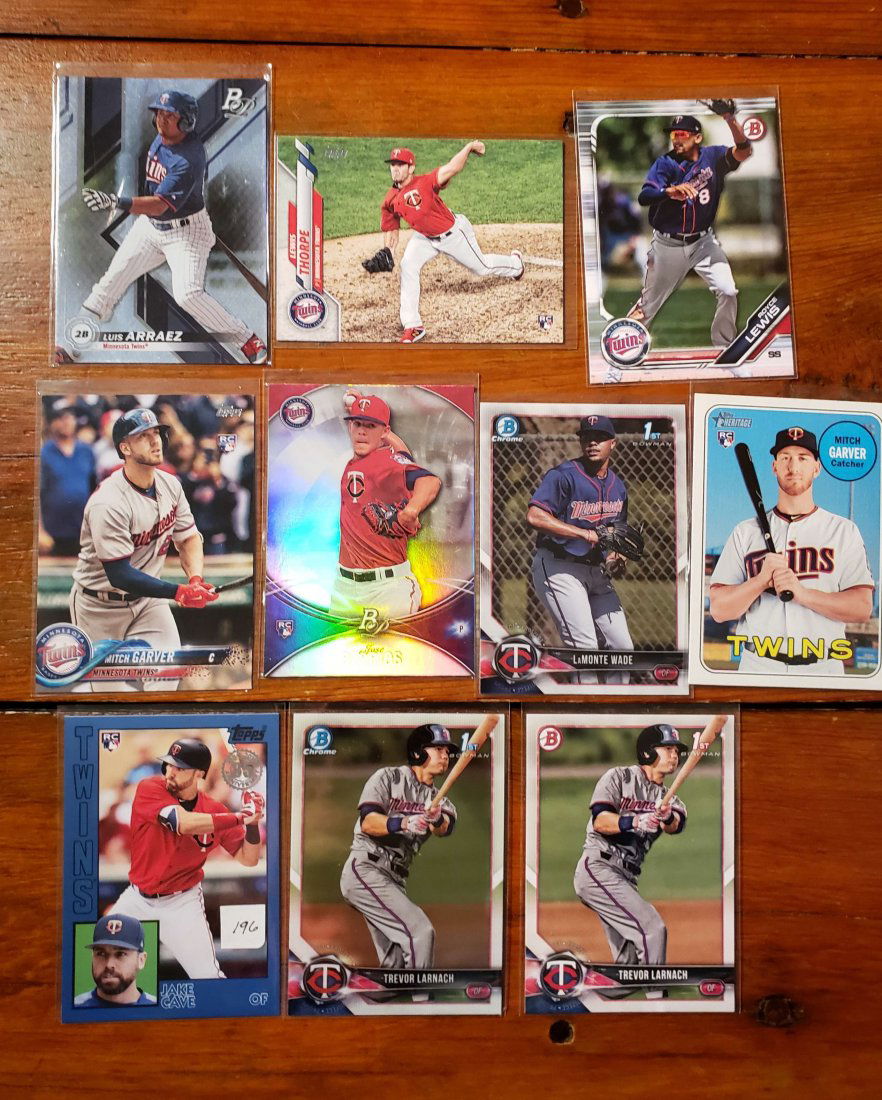LOT OF 10 MINNESOTA TWINS ROOKIE CARDS (1 of 1)