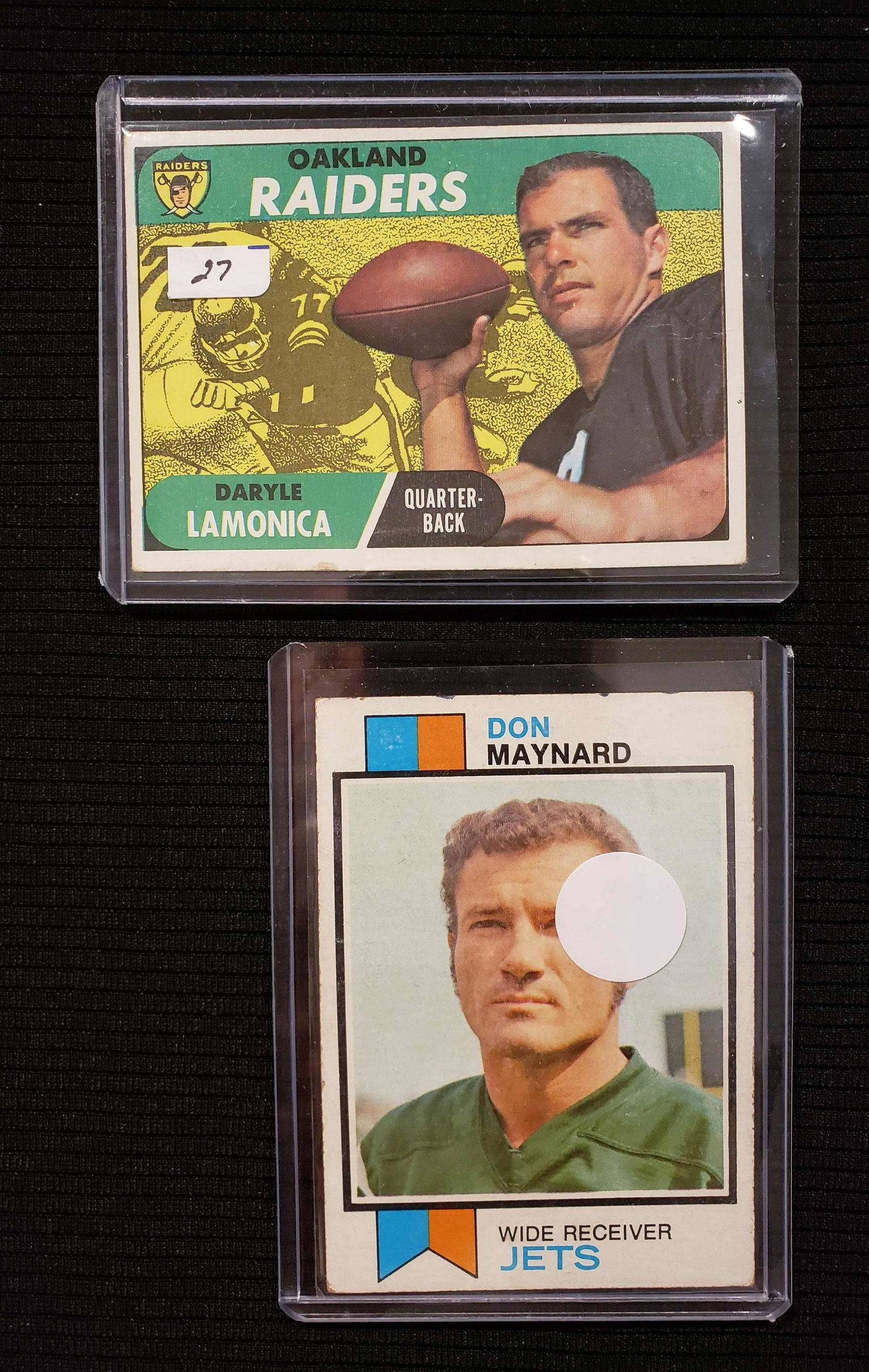 LOT OF 2 VINTAGE FOOTBALL STAR CARDS: DARYLE LAMONICA RAIDERS AND DON MAYNARD NY JETS