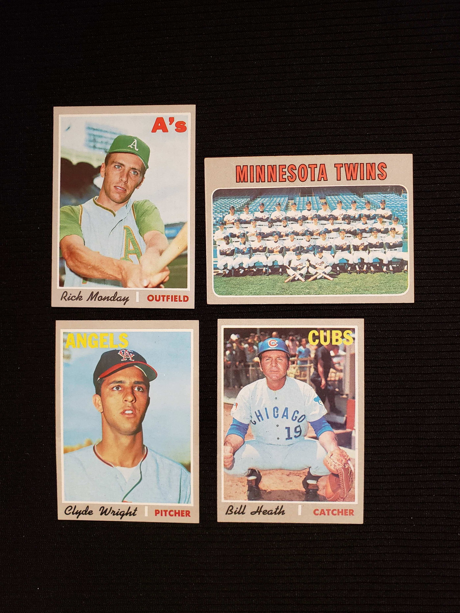 1970 TOPPS BASEBALL CARDS NEAR MINT AND BETTER: LOT OF 4 CARDS #534 TWINS TEAM CARD, #547 RICK MONDAY, #541, 543