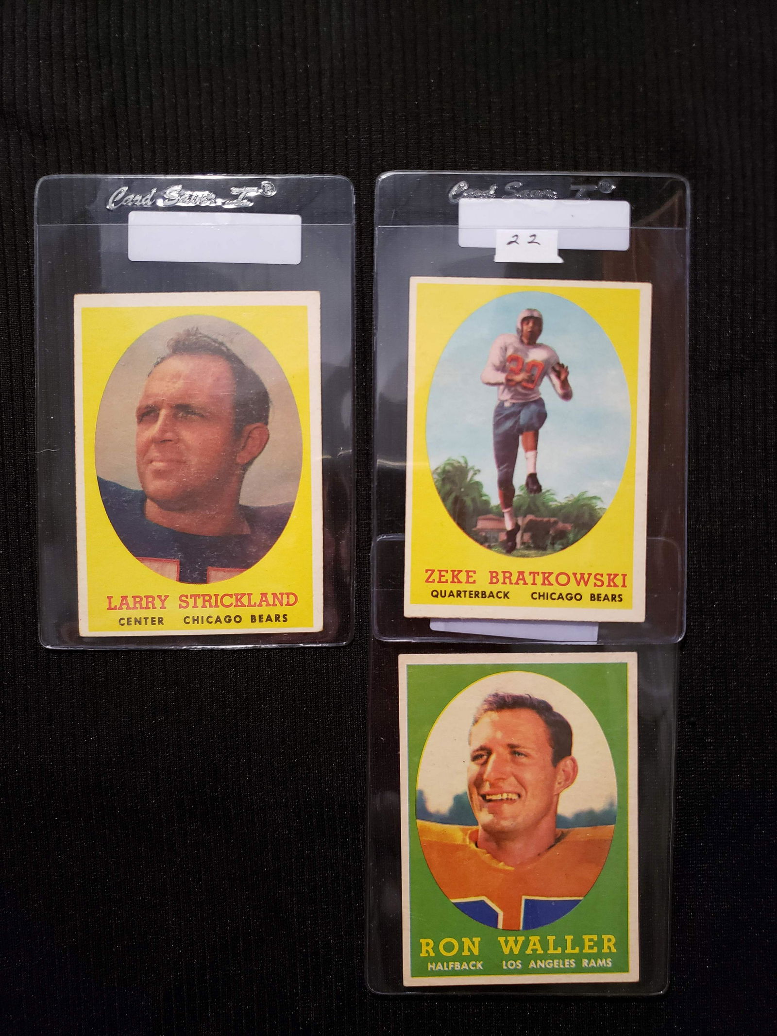 1958 TOPPS FOOTBALL CARDS CHICCAGO BEARS: ZEKE BRATKOWSKI #23 AND LARRY STRICKLAND #99