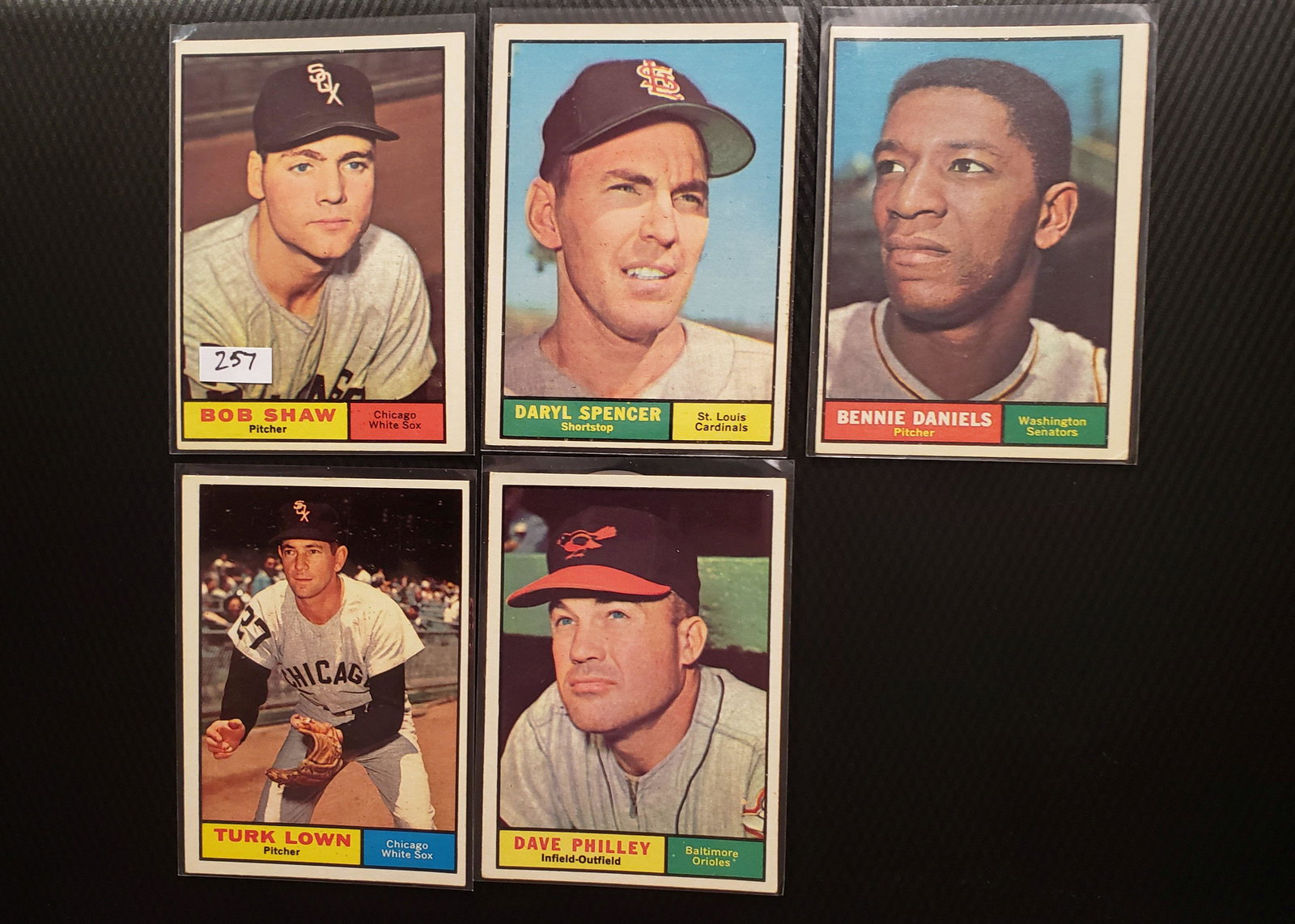 1961 TOPPS BASEBALL HIGH GRADE CARDS NM-MT (1 of 2)
