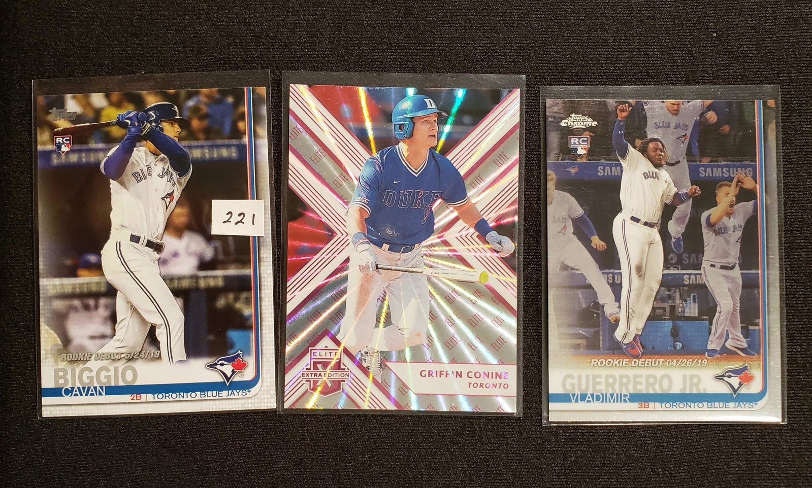TORONTO BLUE JAYS FUTURE STARS AND ROOKIES: VLAD GUERRERO JR RC, CAVIN BIGGIO RC AND GRFFIN CONINE SP