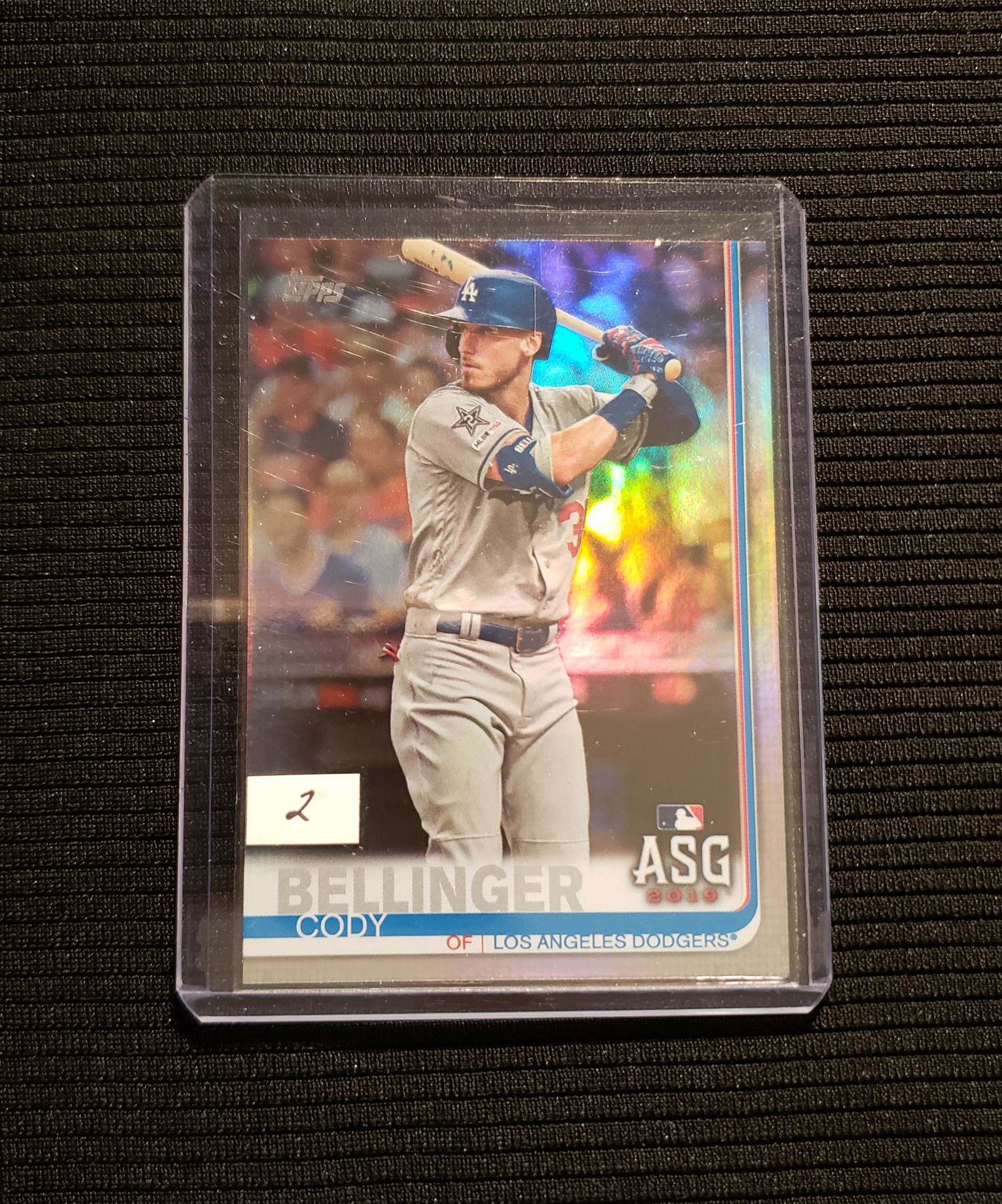 2019 TOPPS CODY BELLINGER HOLO FOIL PARALLEL (1 of 1)