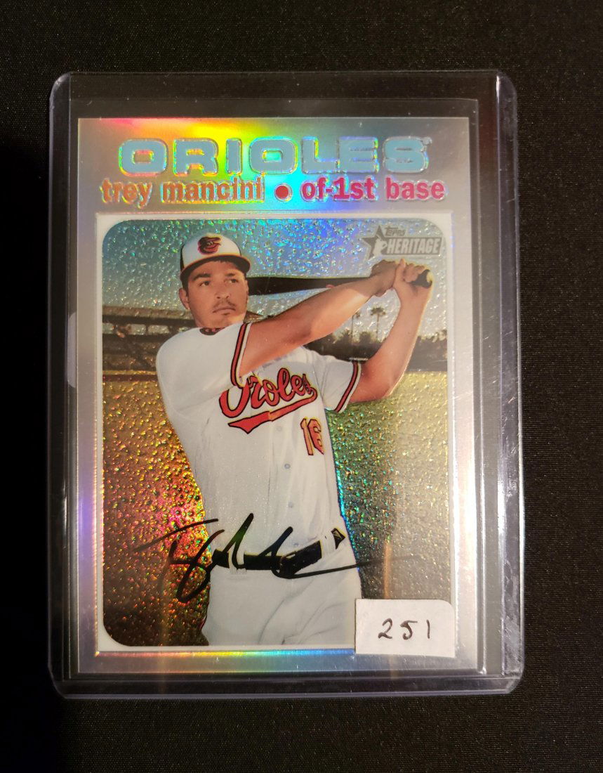 2020 TOPPS HERITAGE CHROME SHORT PRINT (1 of 2)