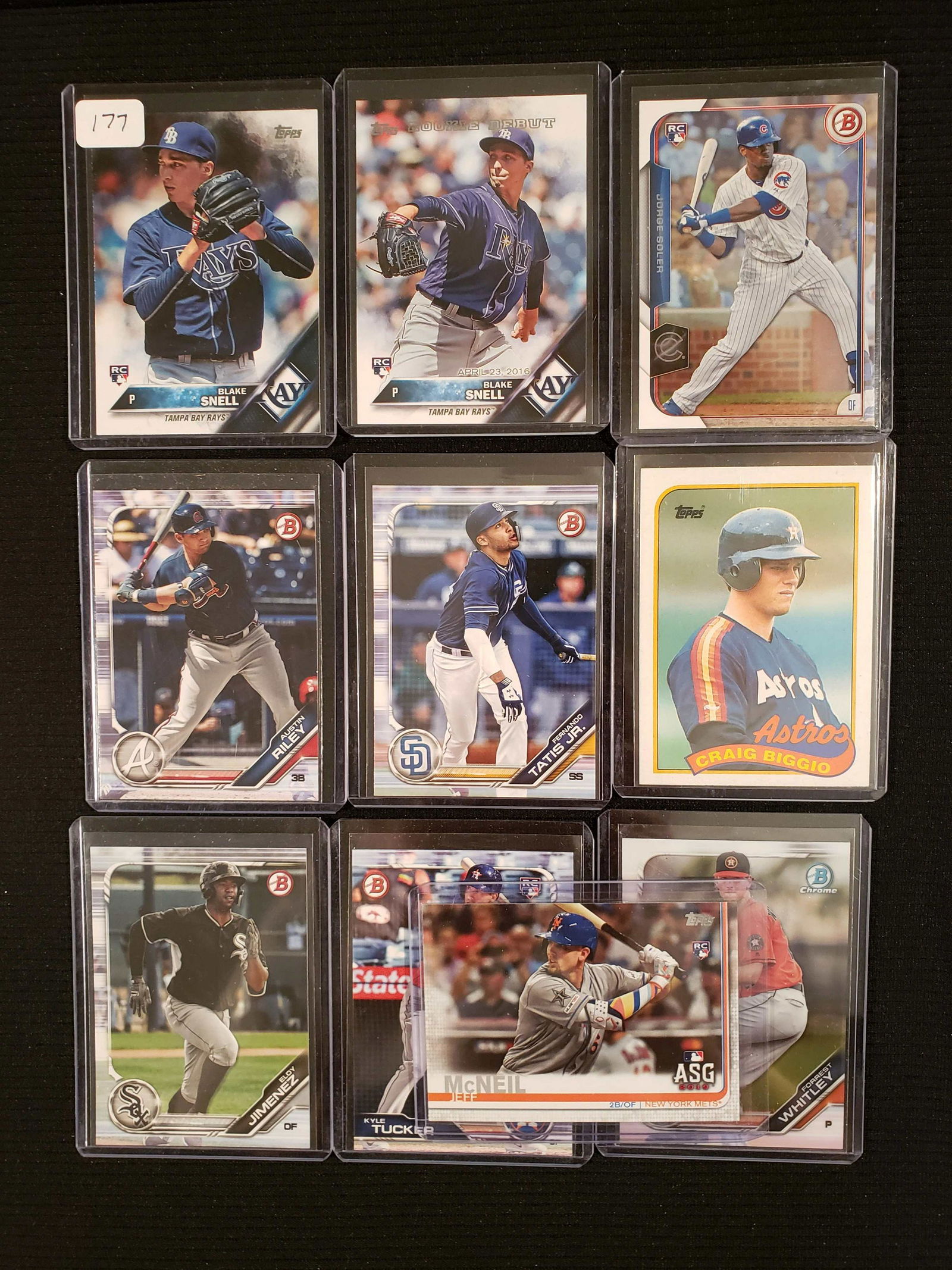 LOT OF 10 ROOKIE BASEBALL CARDS (1 of 1)
