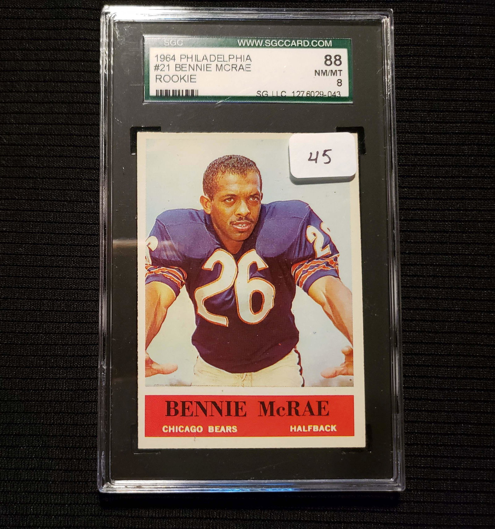 1964 PHILADELPHIA GUM GRADED FOOTBALL CARD: SGC 88 NM/MT #21 BENNIE MCRAE CHICAGO BEARS