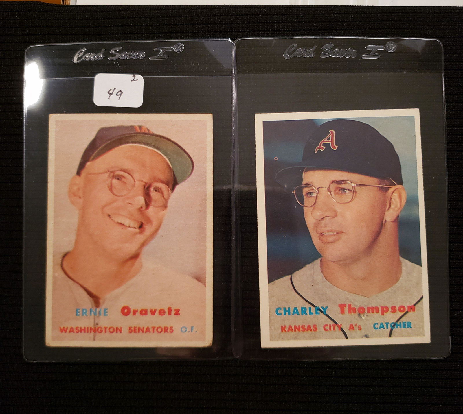 1957 TOPPS BASEBALL CARDS VGEX+ (1 of 2)