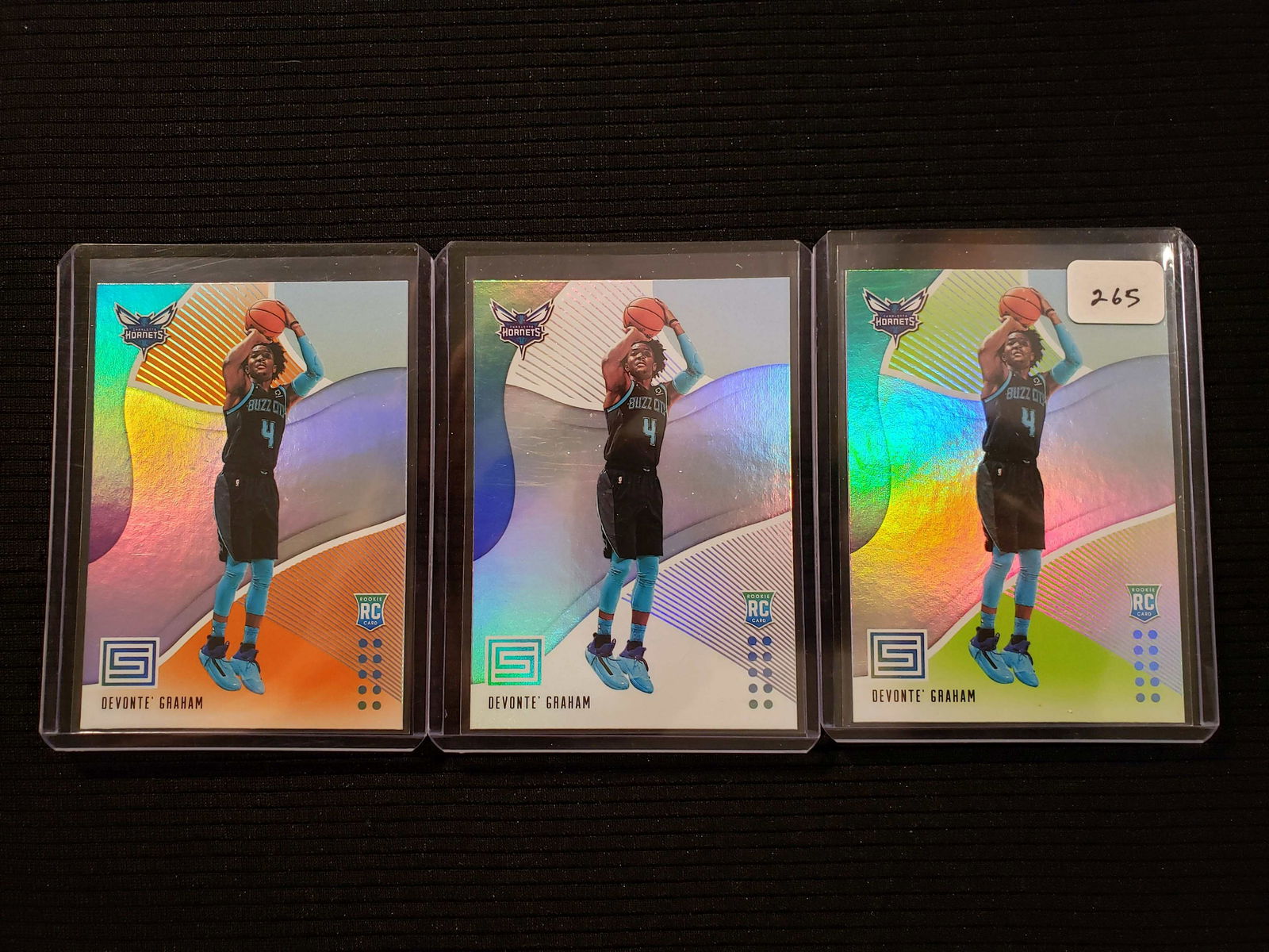 DEVONTE' GRAHAM HORNETS ROOKIE RAINBOW PARALLELS (1 of 1)