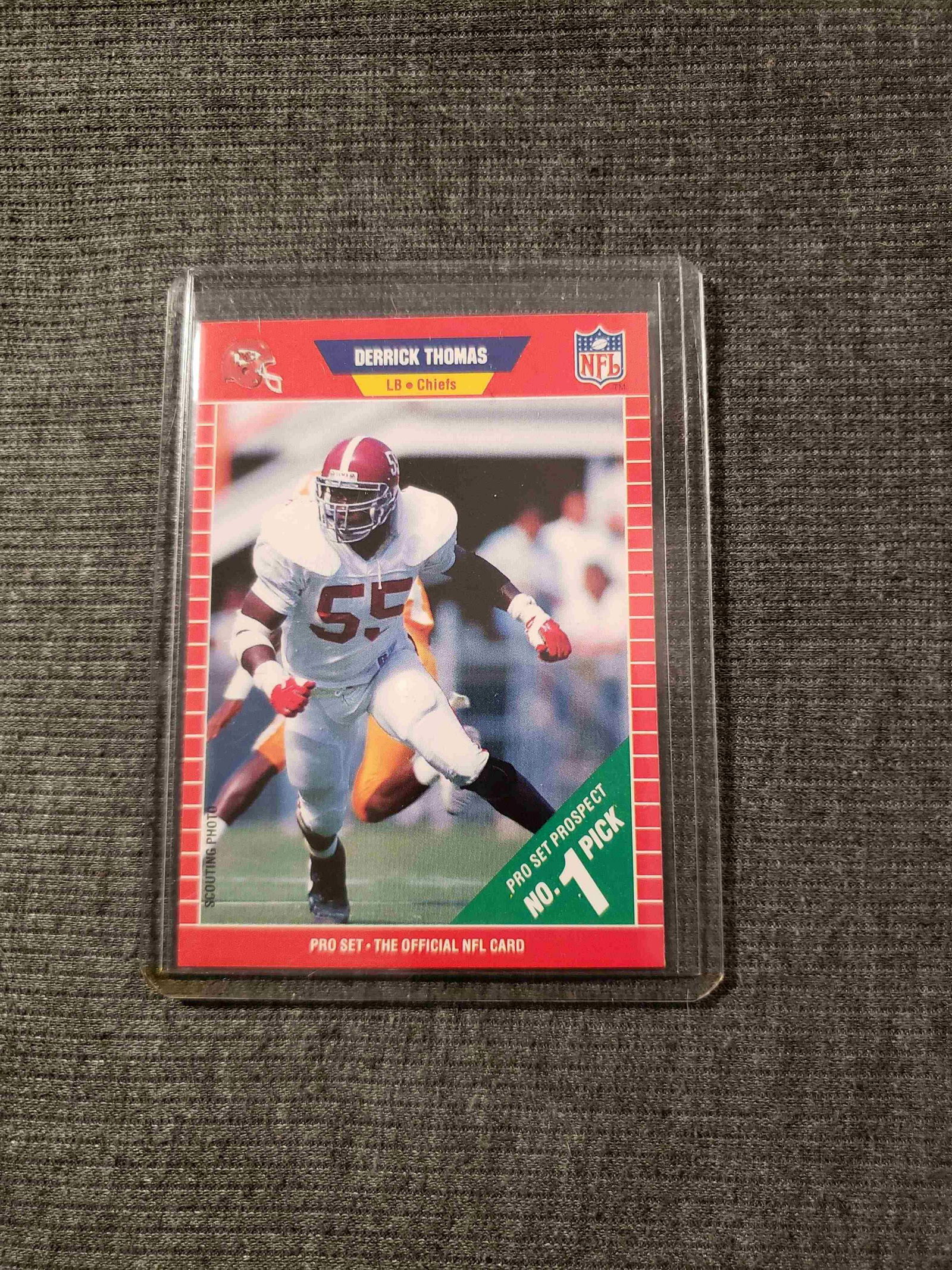 DERRICK THOMAS KANSAS CITY CHIEFS ROOKIE CARD (1 of 1)