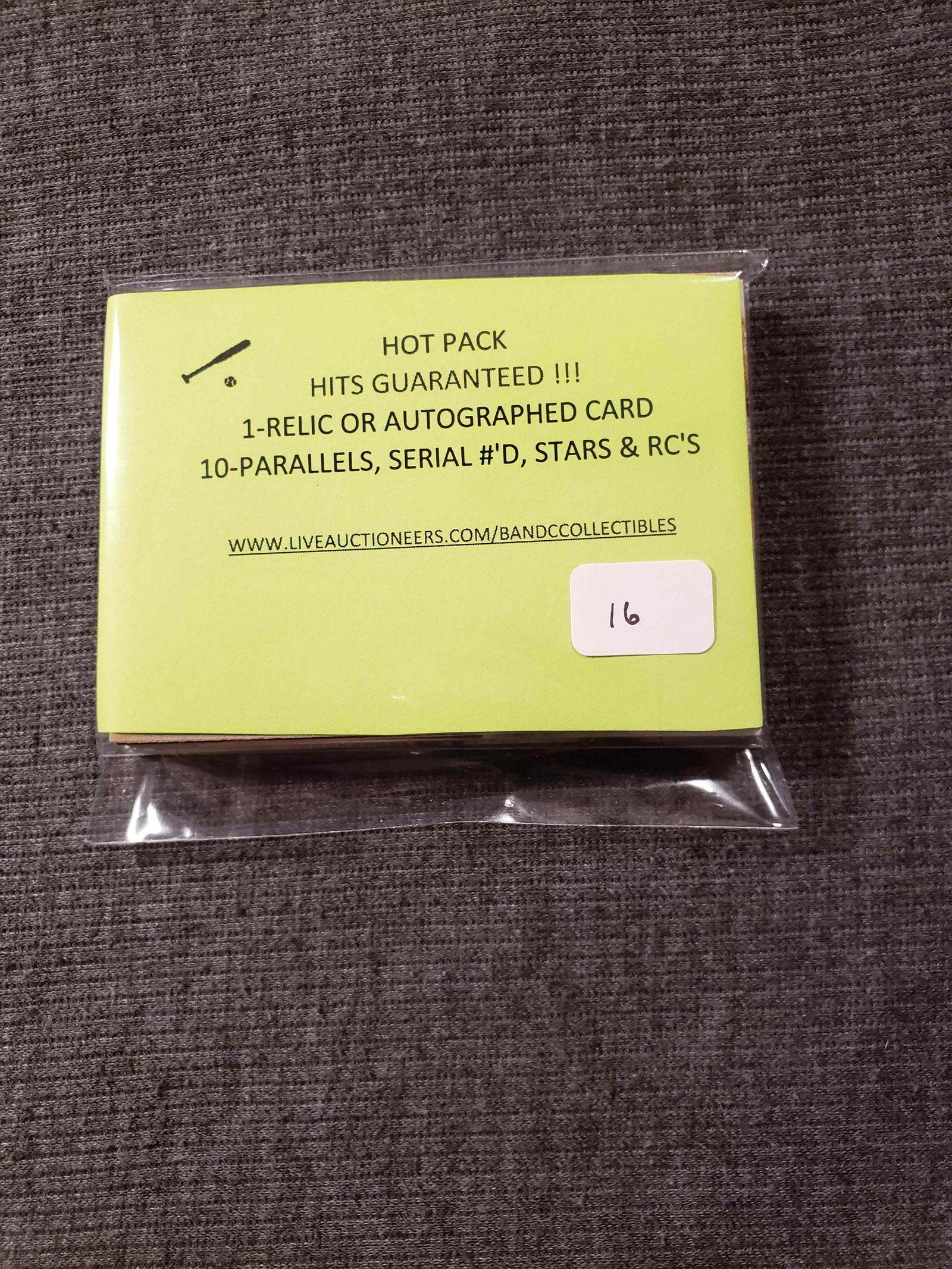 BASEBALL HOT PACK WITH HITS IN EVERY PACK ! (1 of 1)