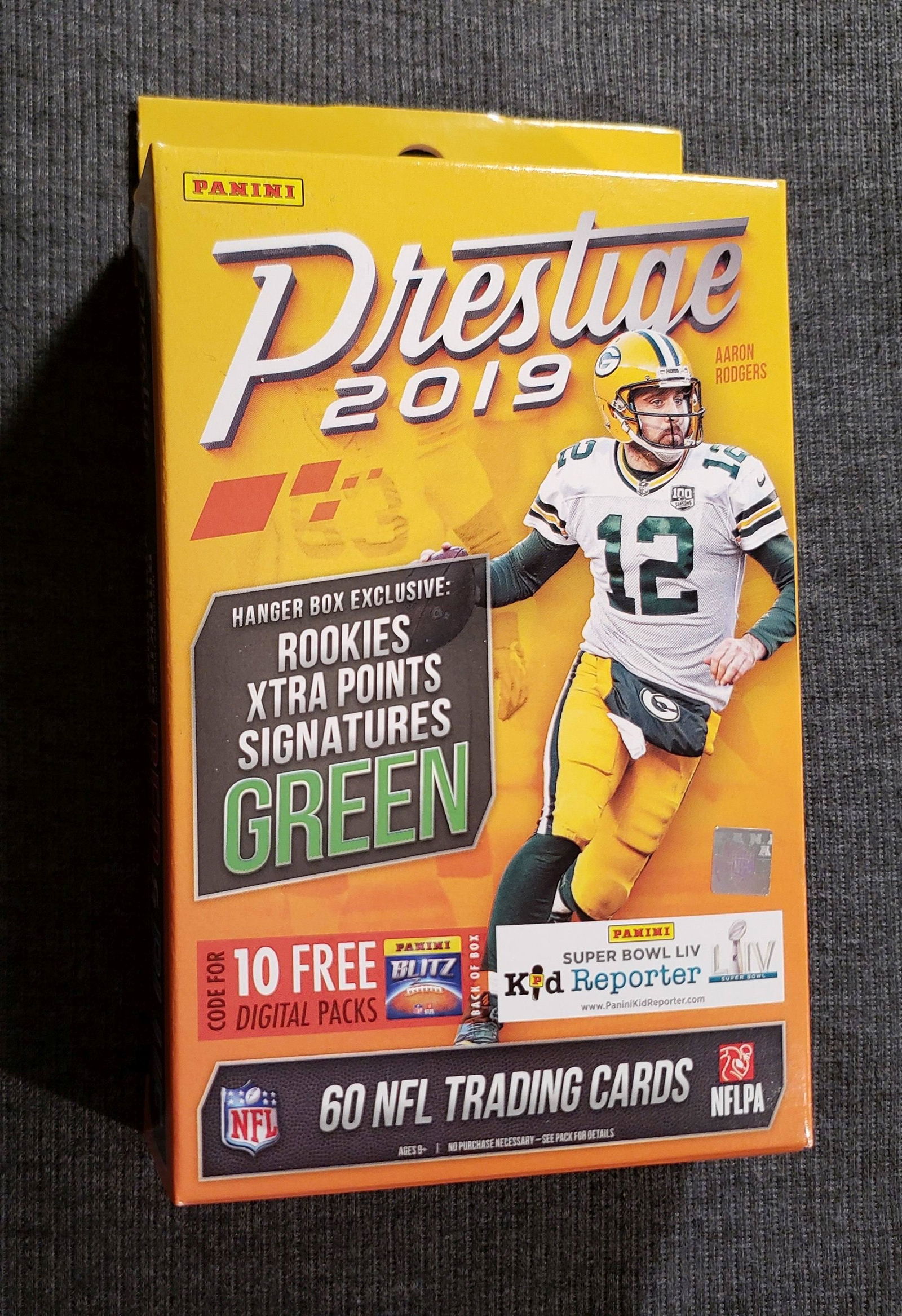 2019 PANINI PRESTIGE FOOTBALL SEALED HANGER BOX (1 of 1)