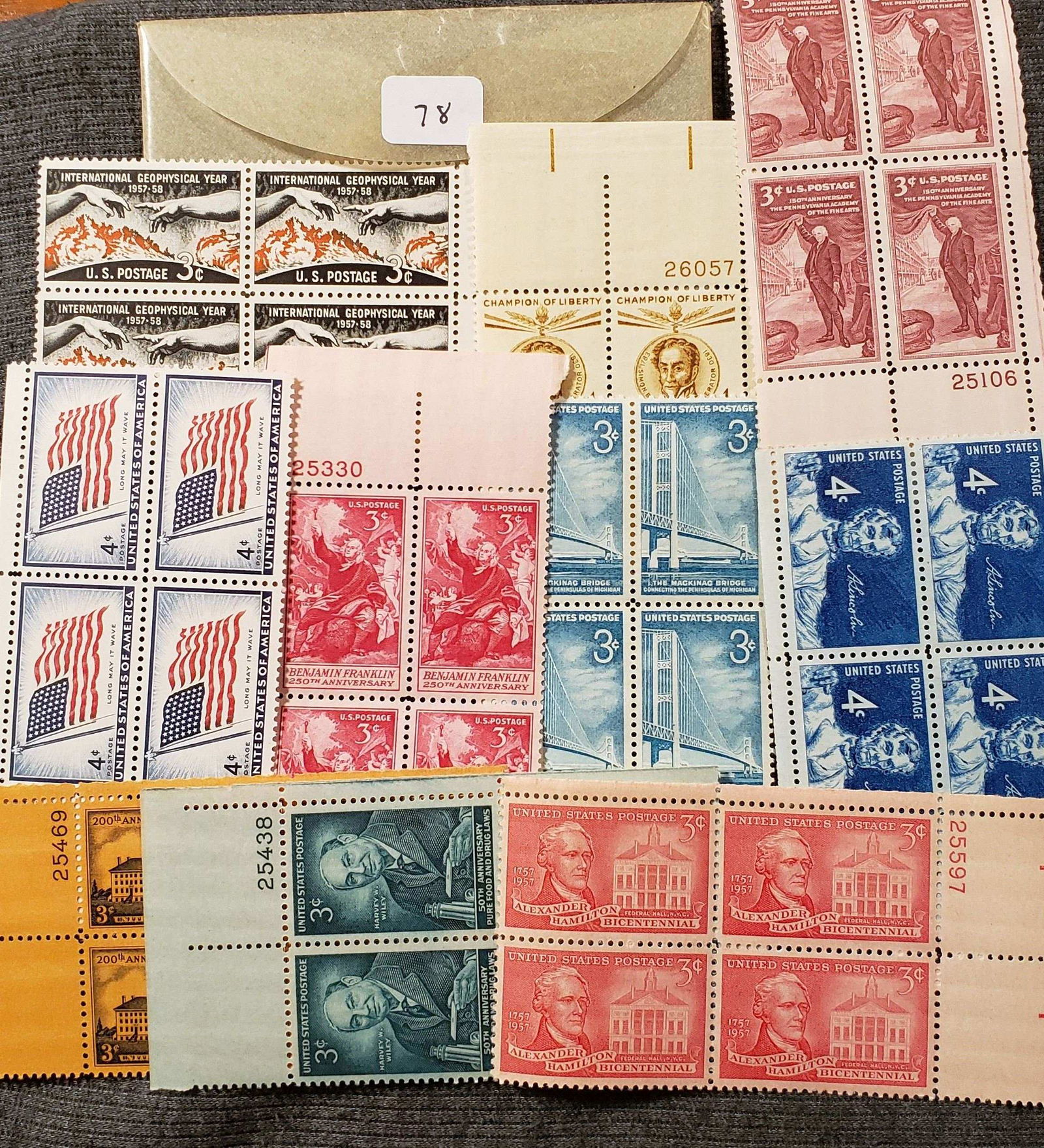 UNITED STATES POSTAGE STAMPS MINT PLATE BLOCKS (1 of 1)