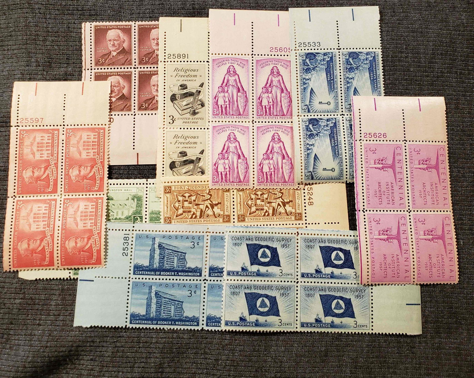 UNITED STATES POSTAGE STAMPS MINT PLATE BLOCKS (1 of 1)