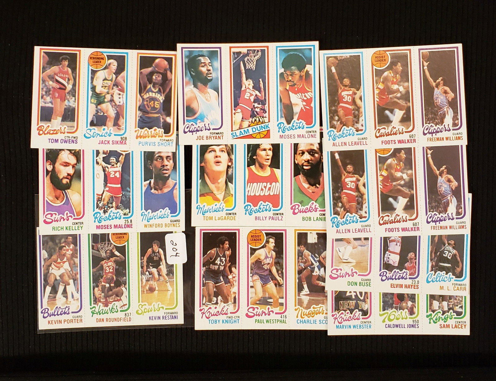 LOT OF (10) 1980-81 TOPPS BASKETBALL PANELS NM+: PAUL WESTPHAL, BOB LANIER, MOSES MALONE, BOBBY JONES, FOOTS WALKER, ELVIN HAYES, ML CARR