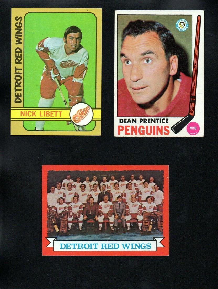 VINTAGE DETROIT RED WINGS HOCKEY CARDS: 3 RED WINGS LOT 1970'S TOPPS TEAM PHOTO, NICK LIBETT, 1969-70 DEAN PRENTICE EX