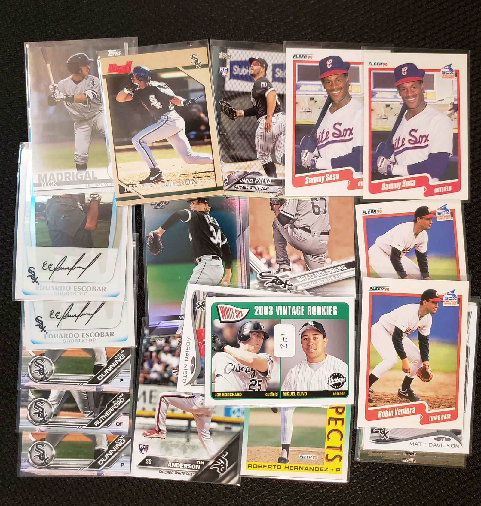 LOT OF 20 CHICAGO WHITE SOX ROOKIE CARDS: SWINGIN SAMMY SOSA, ROBIN VENTURA, BRIAN ANDERSON, MICHAEL KOPECH, MIKE CAMERON