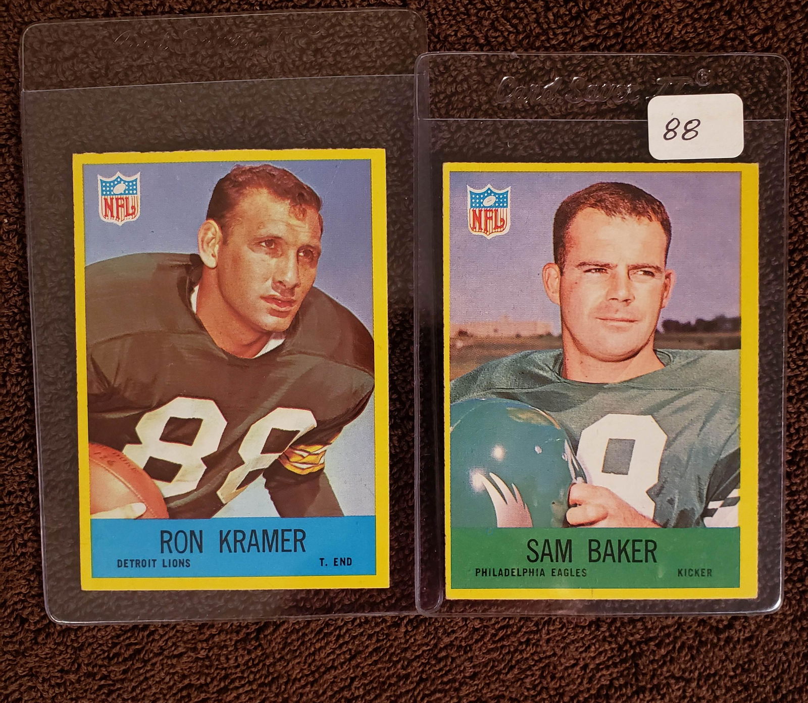 1967 PHILADELPHIA GUM FOOTBALL CARD: 1967 PHILADELPHIA GUM SAM BAKER # 134, RON KRAMER #65