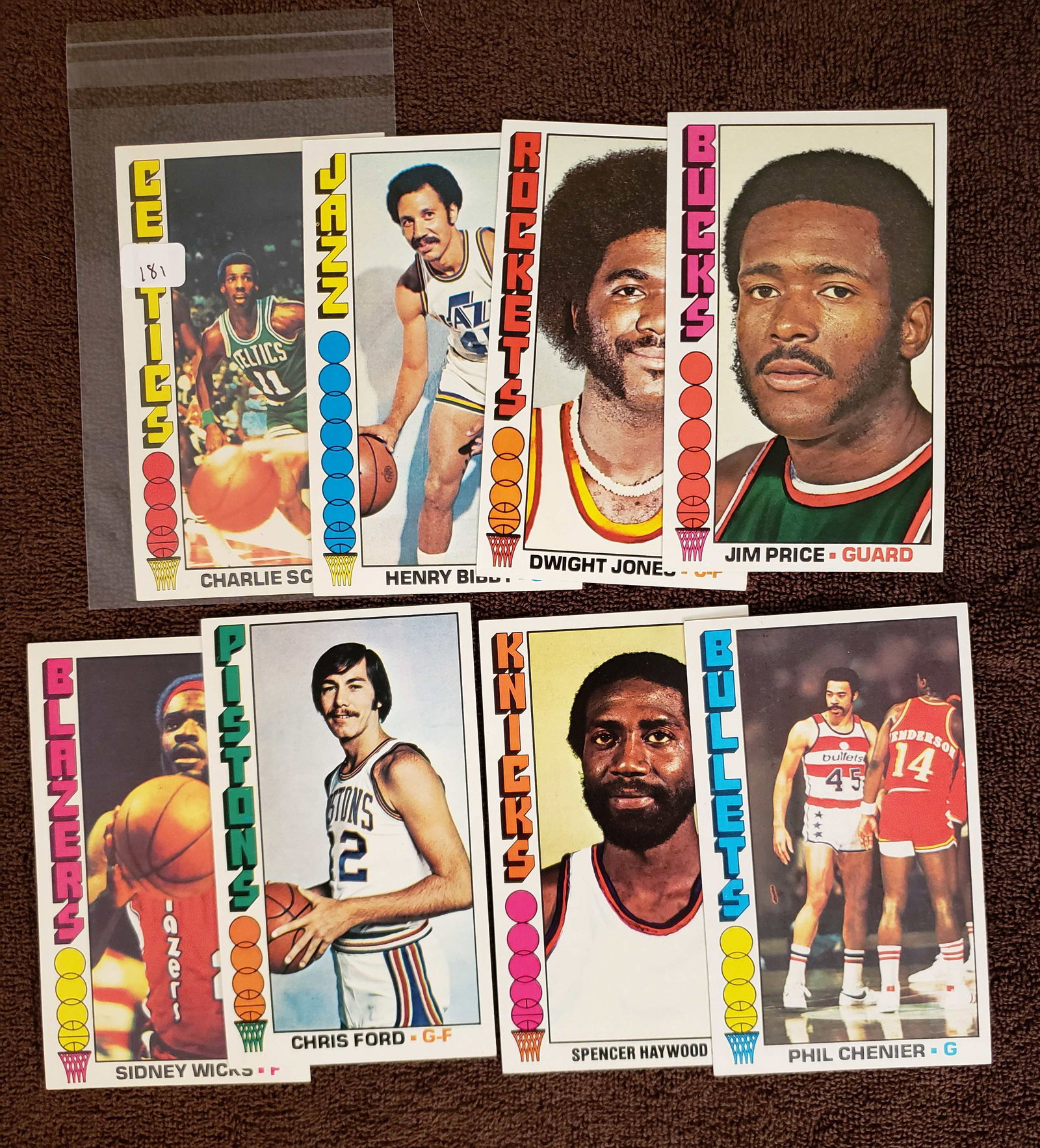 1976 TOPPS BASKETBALL JUMBO 5X7'S MINT: MINTY FRESH LOT OF 8 VINTAGE '76 TOPPS LARGE CARDS #24 CHARLIE SCOTT, #27, #28 SPENCER HAYWOOD, #29 CHRIS FORD, #31, 32, 33, #36 HENRY BIBBY